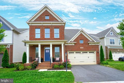 Homes For Rent - 42046 Darlene Place<br/> BRAMBLETON, VA 20148
