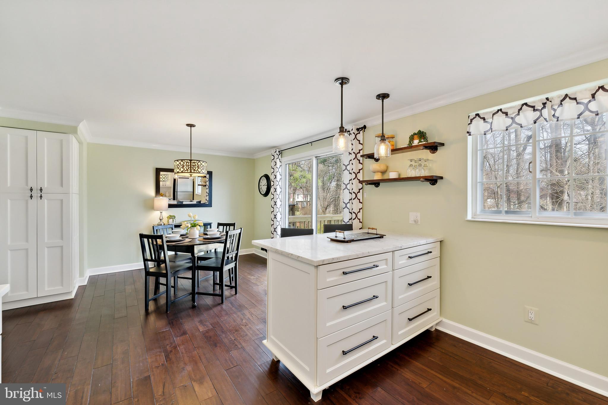 LAKEWOOD HILLS - Residential