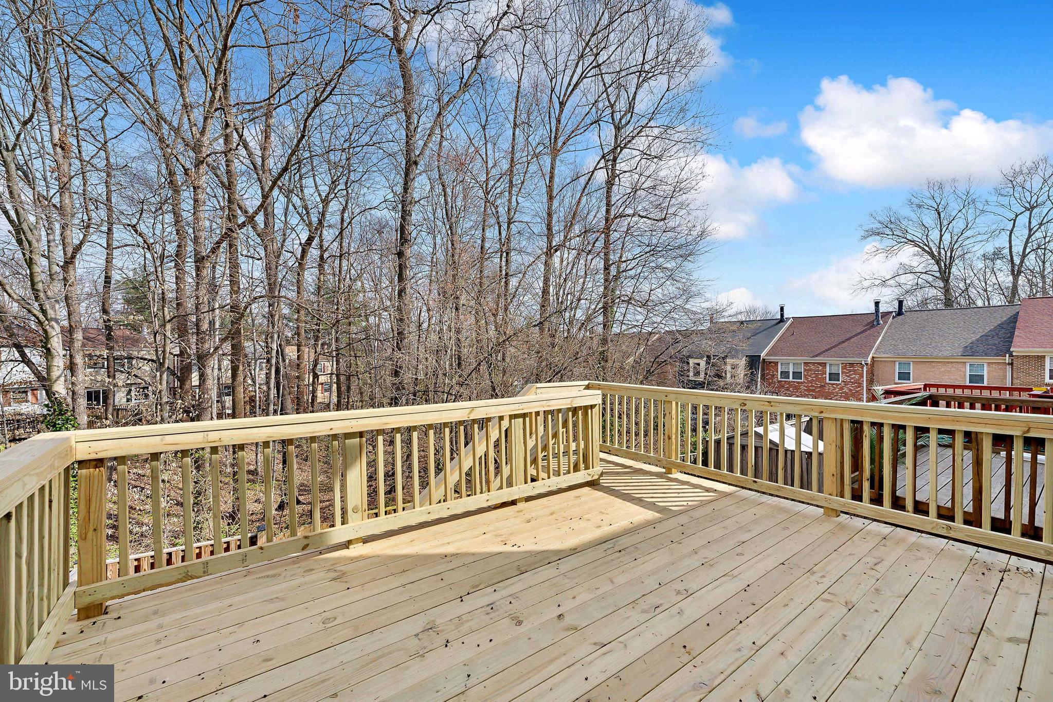 LAKEWOOD HILLS - Residential