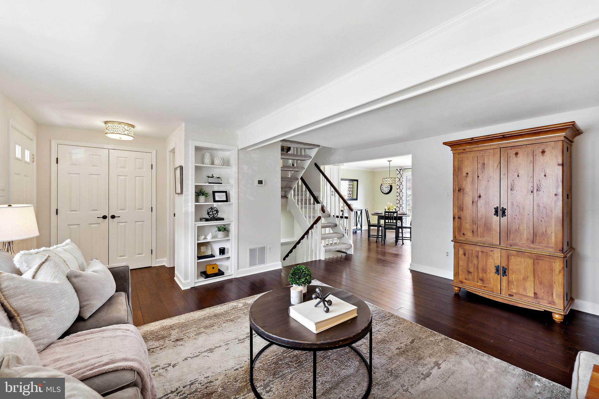 LAKEWOOD HILLS - Residential