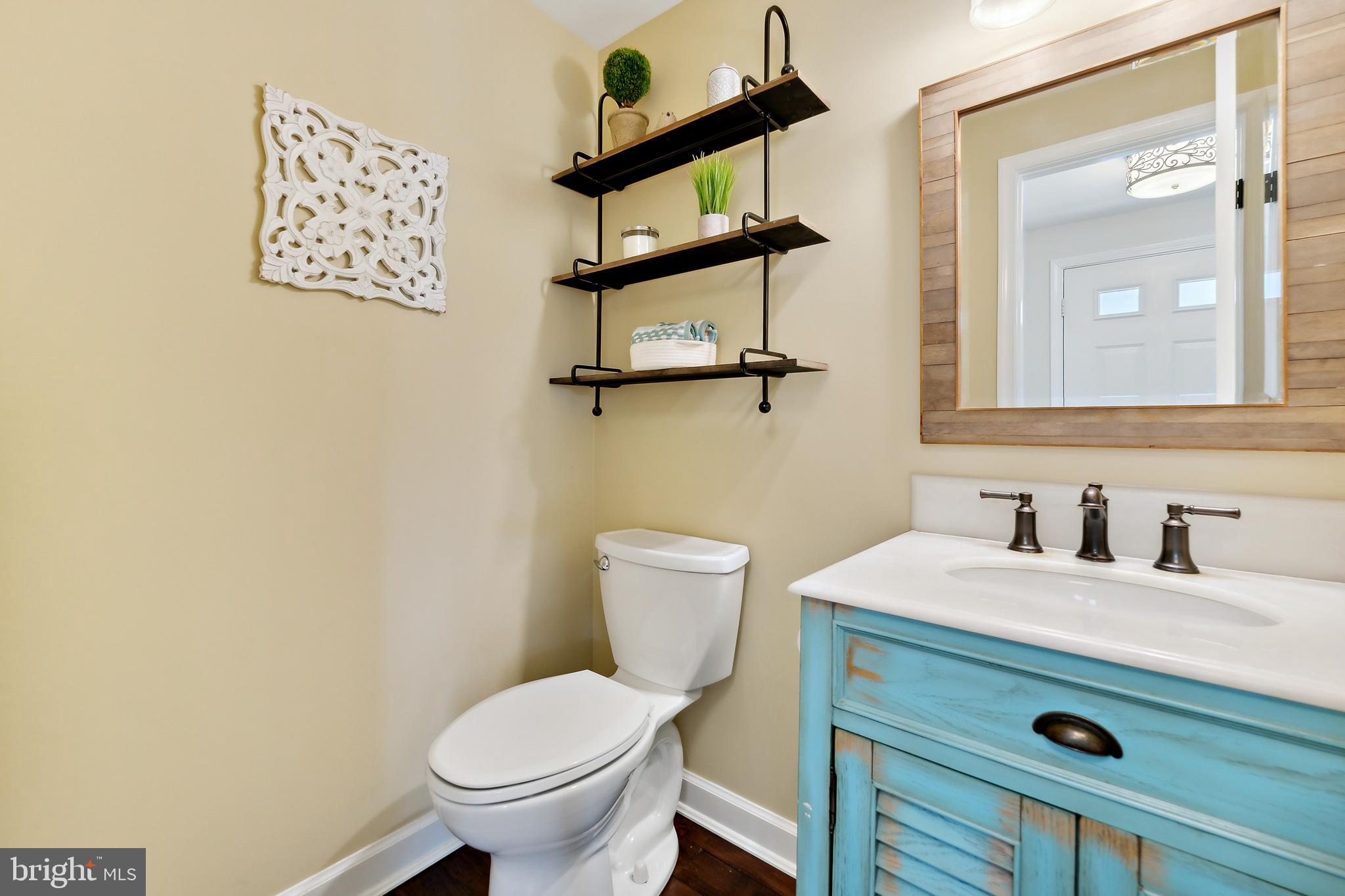 LAKEWOOD HILLS - Residential