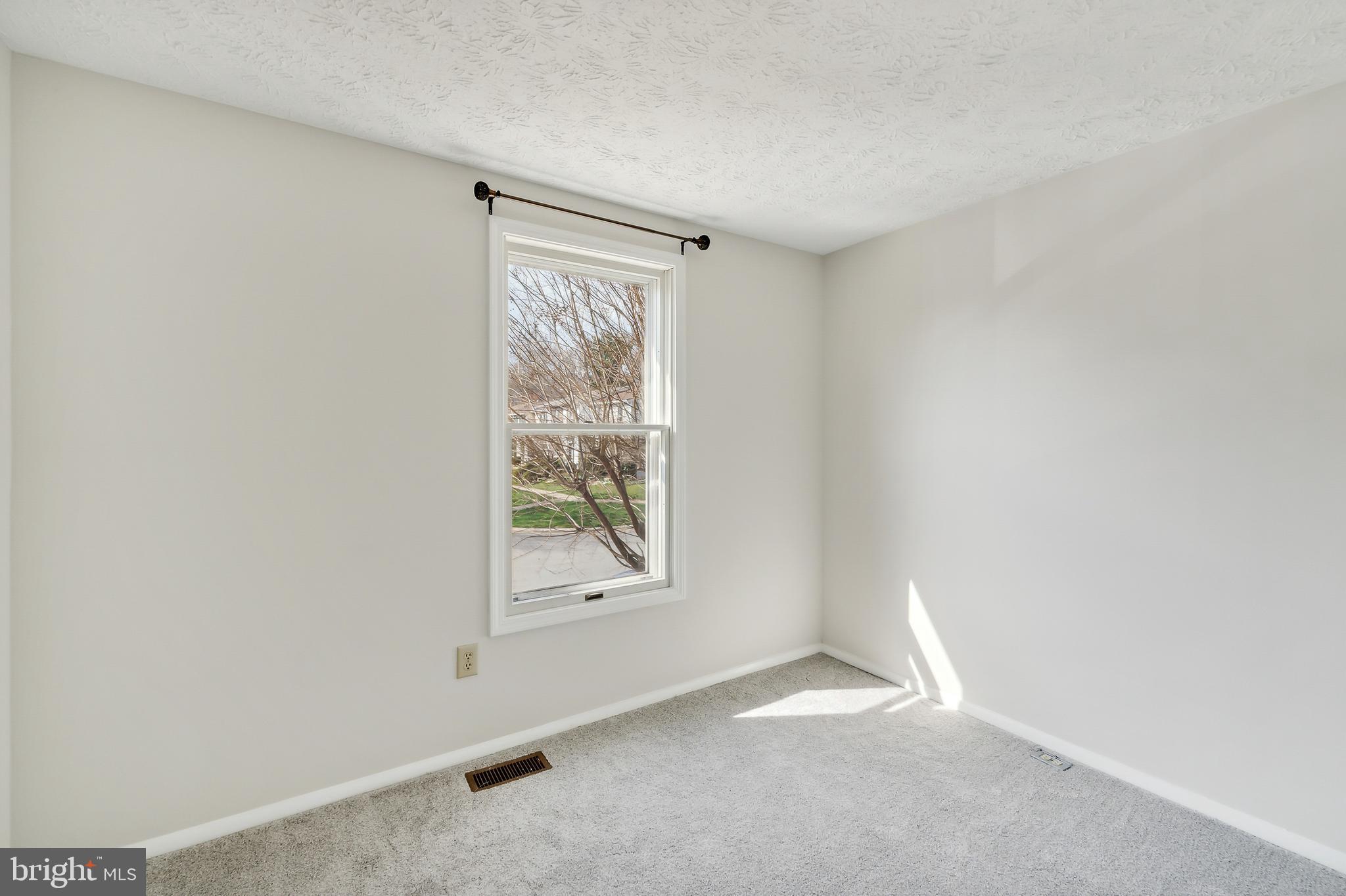 LAKEWOOD HILLS - Residential