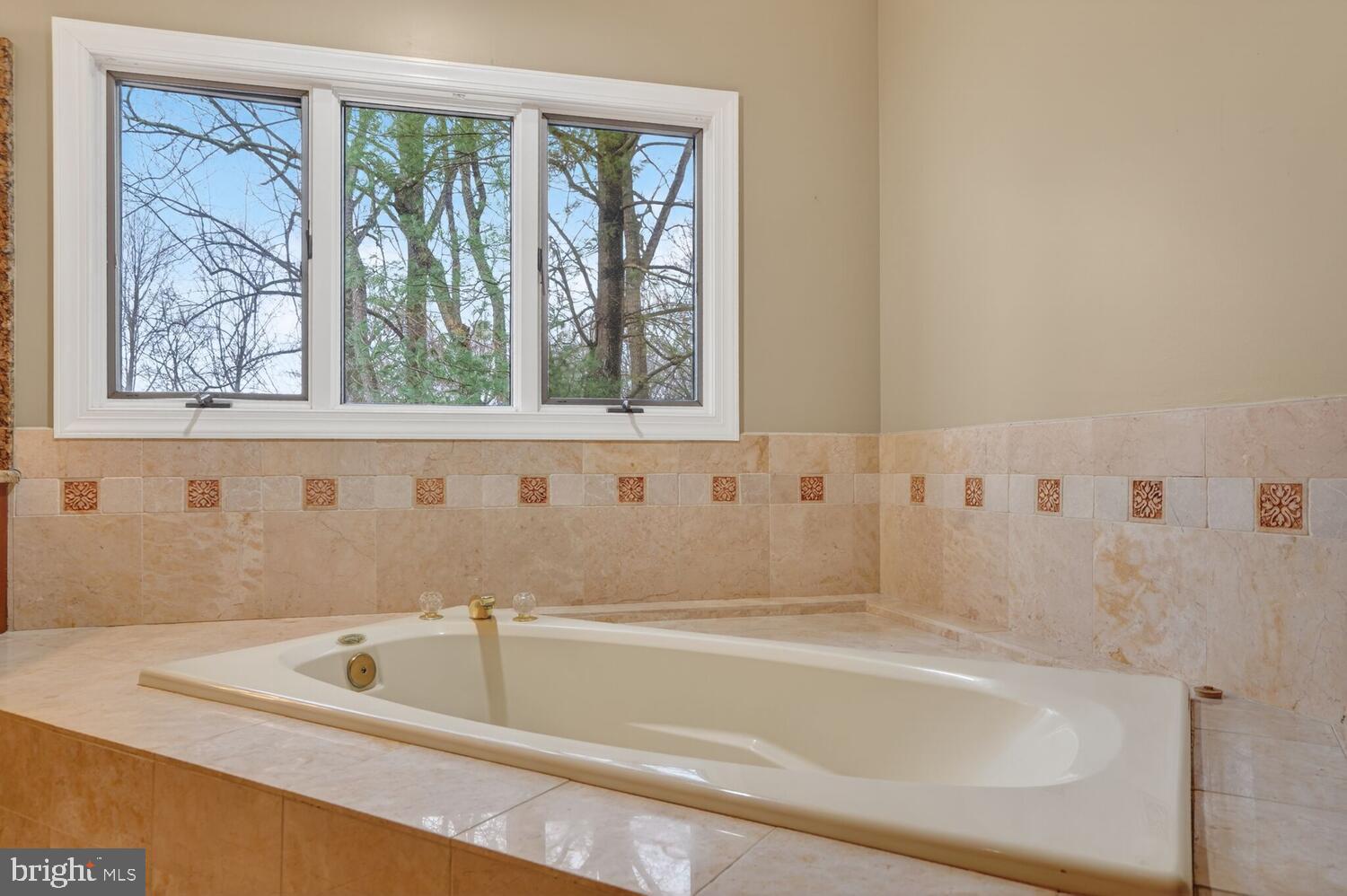 GEORGETOWN MANOR ESTATES - Residential