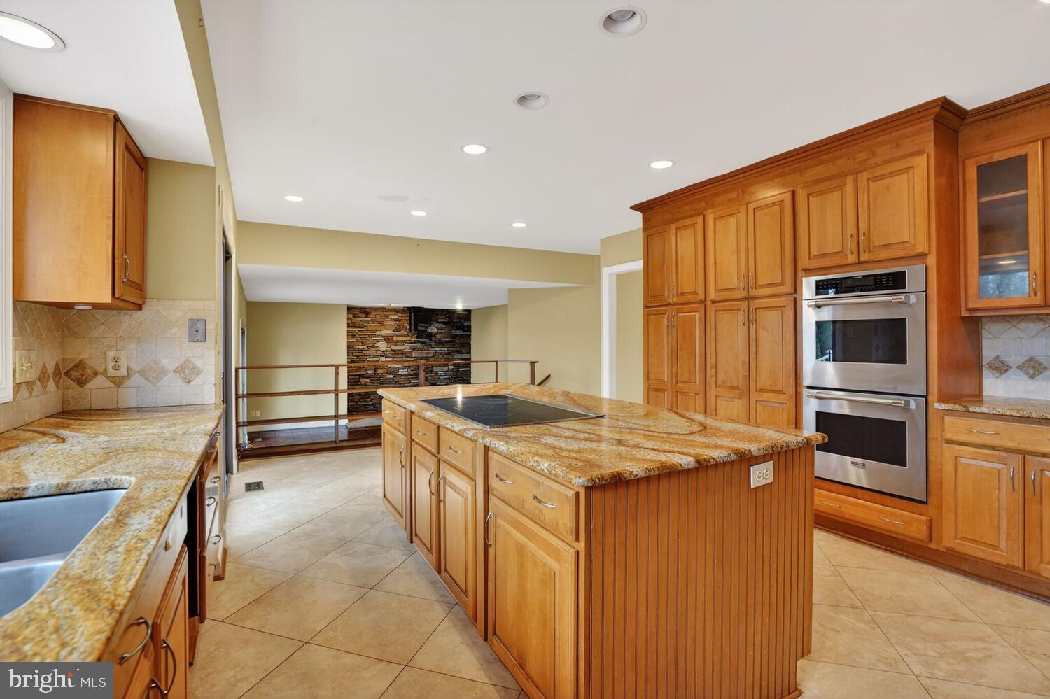 GEORGETOWN MANOR ESTATES - Residential