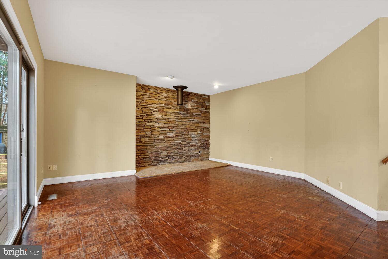 GEORGETOWN MANOR ESTATES - Residential