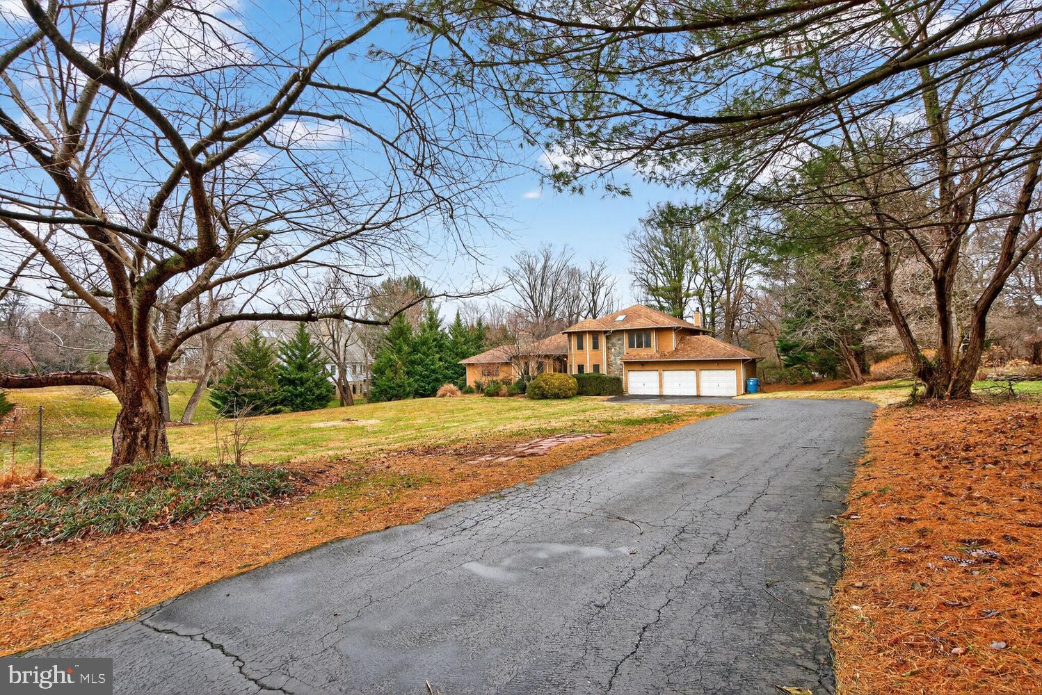 GEORGETOWN MANOR ESTATES - Residential