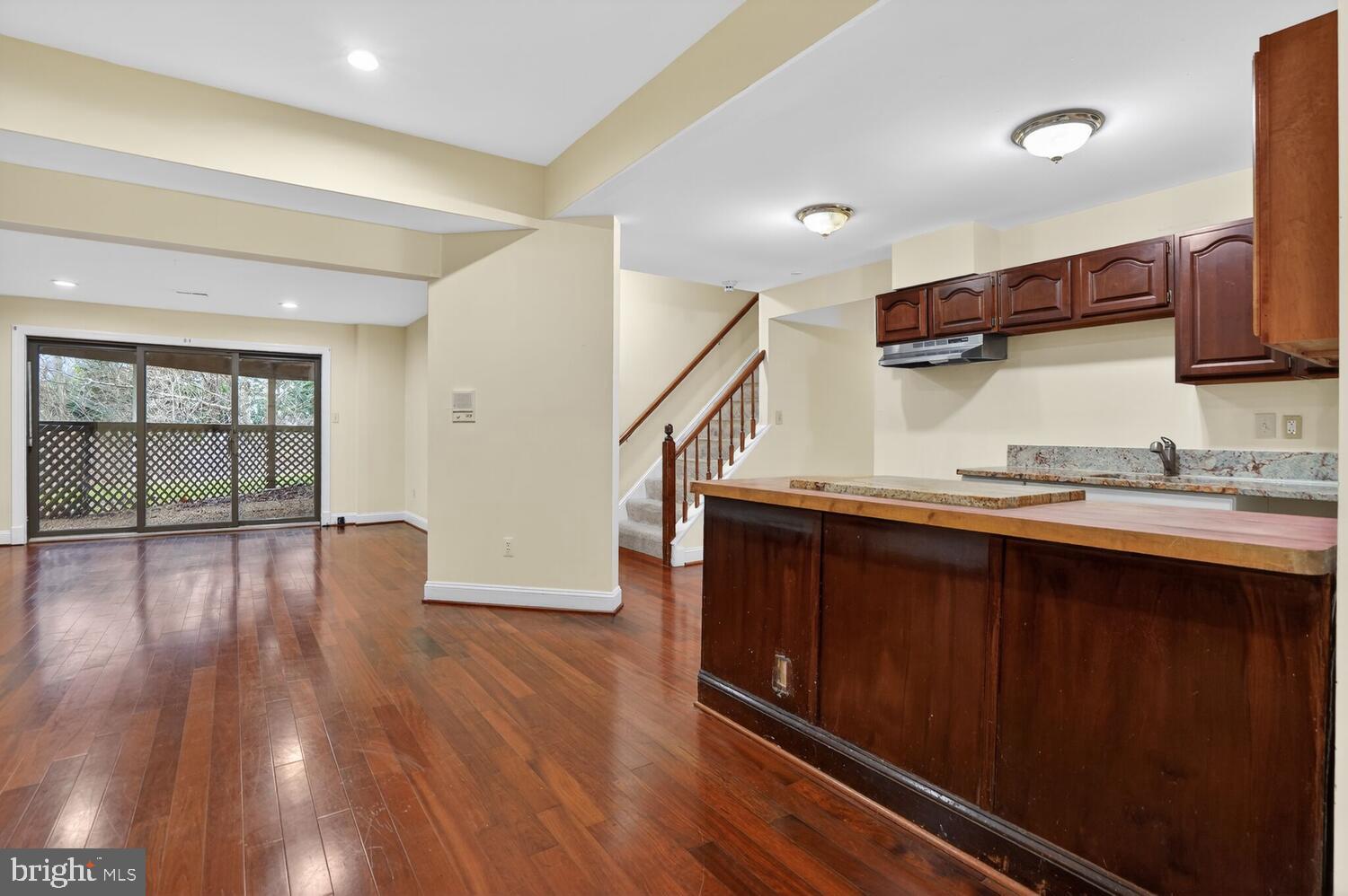 GEORGETOWN MANOR ESTATES - Residential