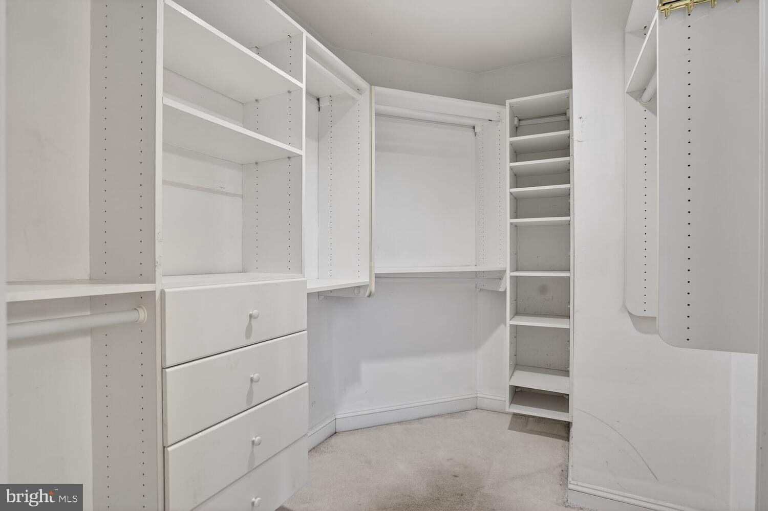 GEORGETOWN MANOR ESTATES - Residential