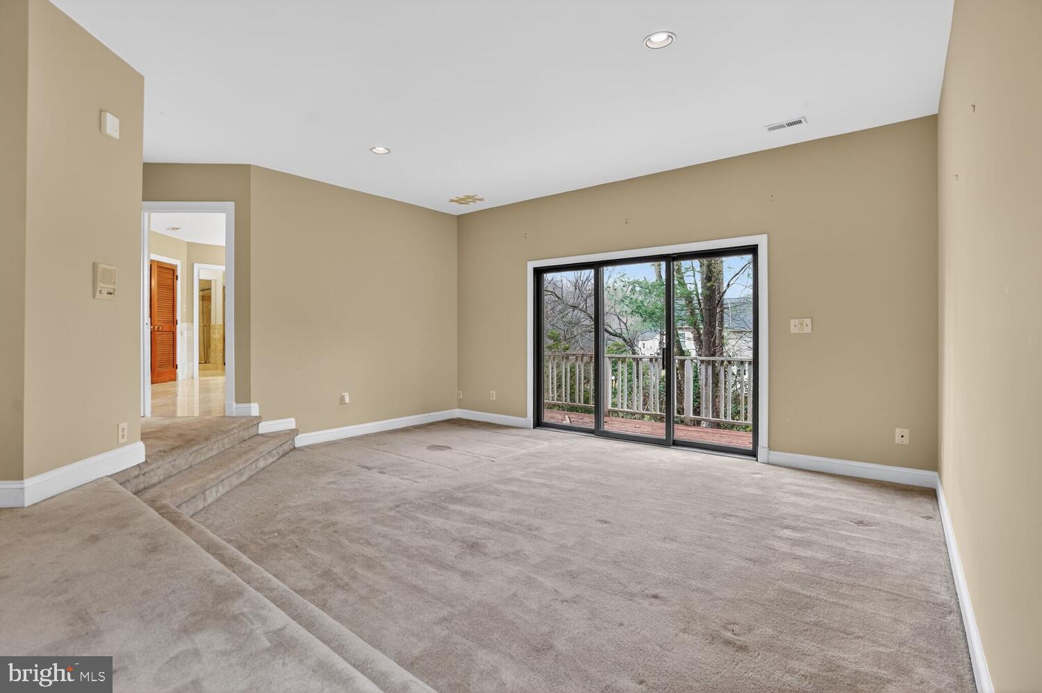 GEORGETOWN MANOR ESTATES - Residential