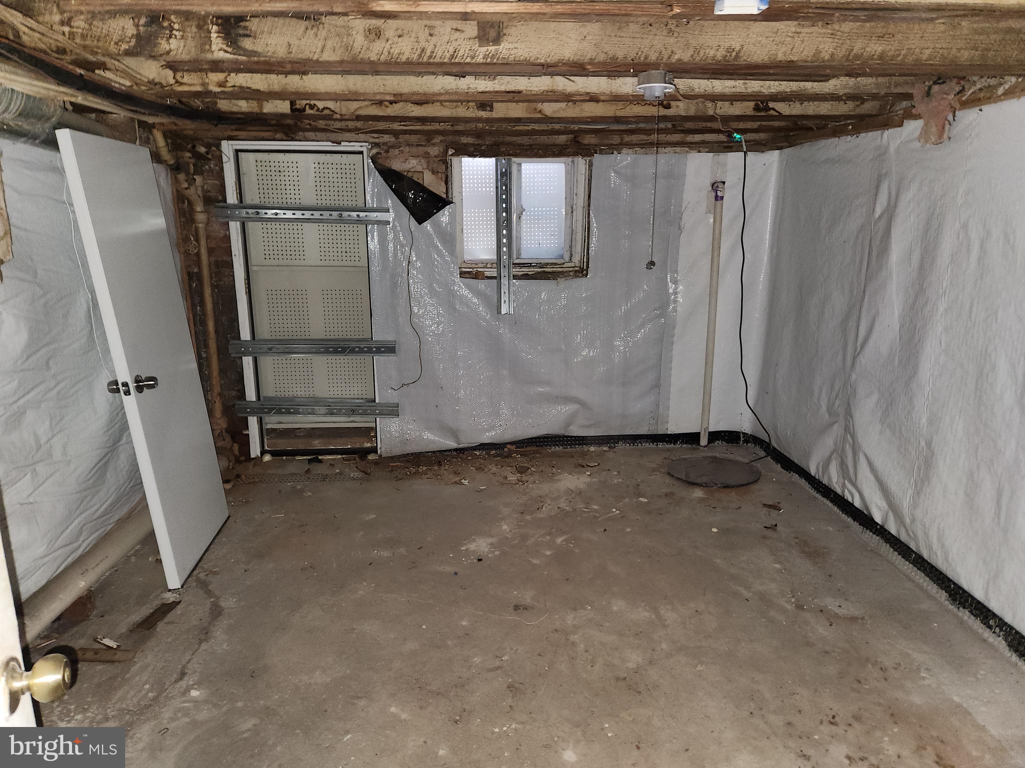 ELWOOD PARK - Residential