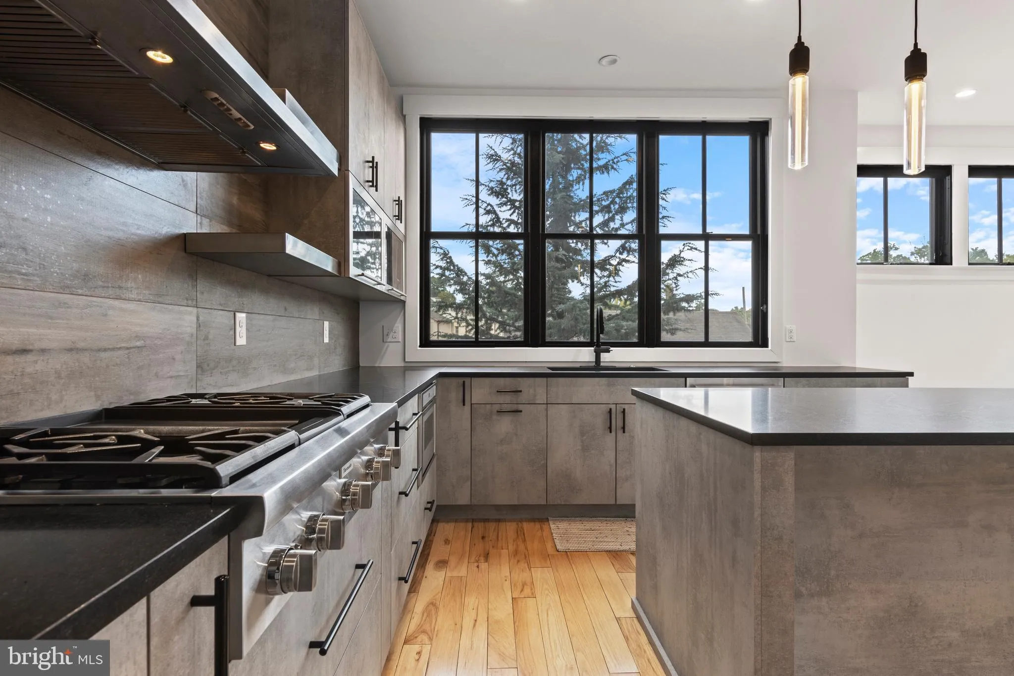 Wayne, Pennsylvania 19087, United States, 3 Bedrooms Bedrooms, ,4 BathroomsBathrooms,Residential,Active,213981