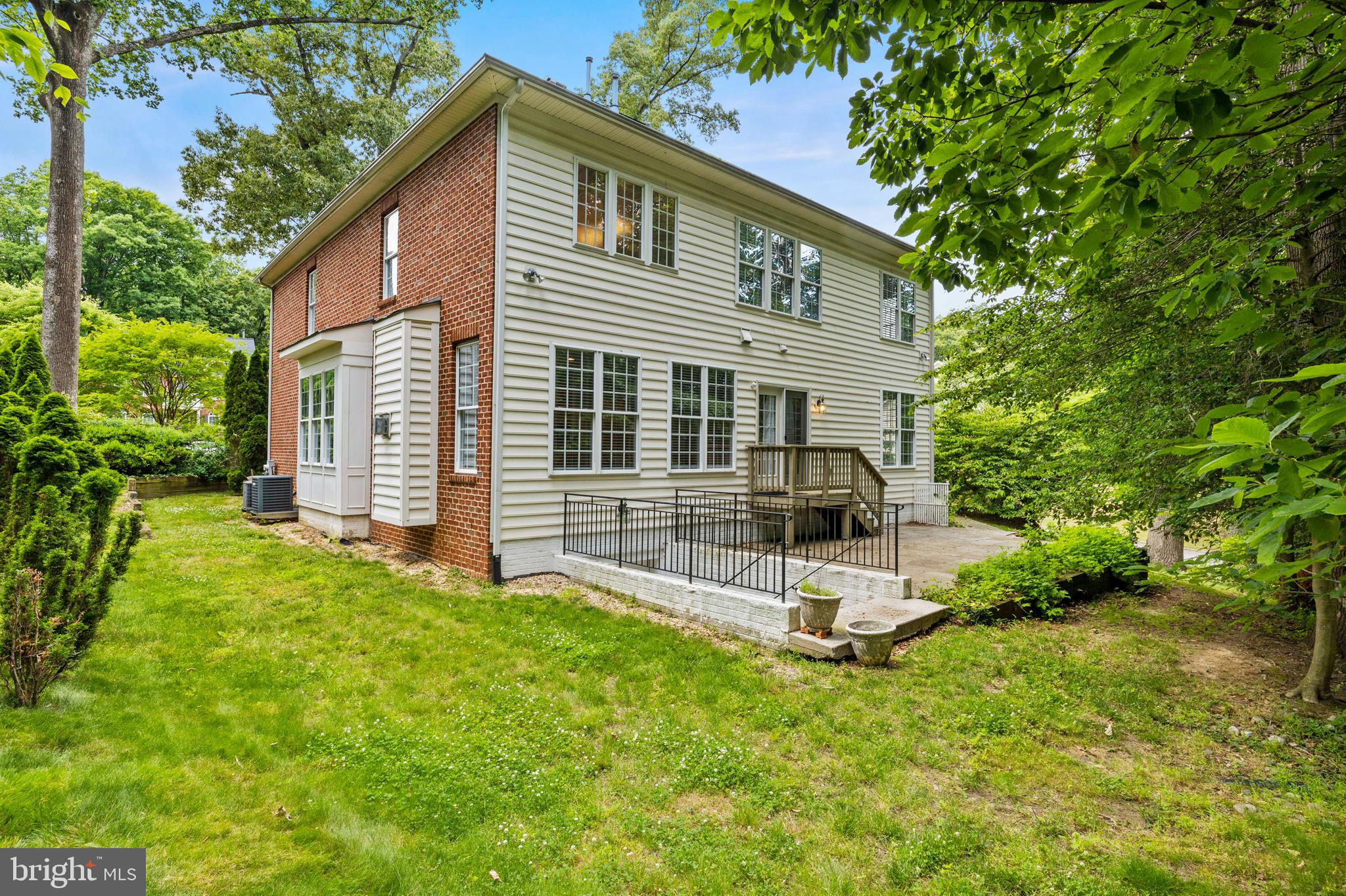 ANNAPOLIS RIDGE - Residential