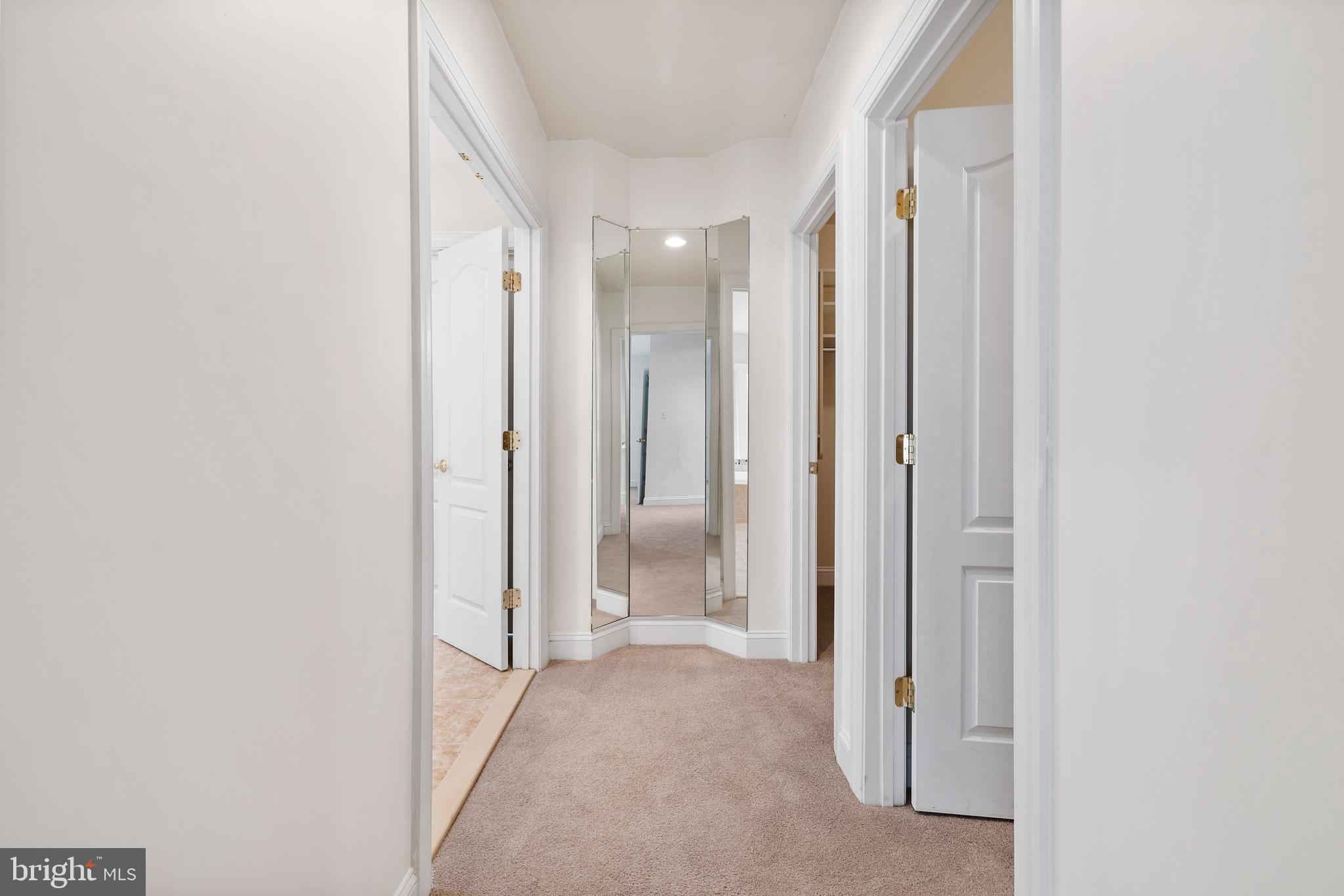 ANNAPOLIS RIDGE - Residential