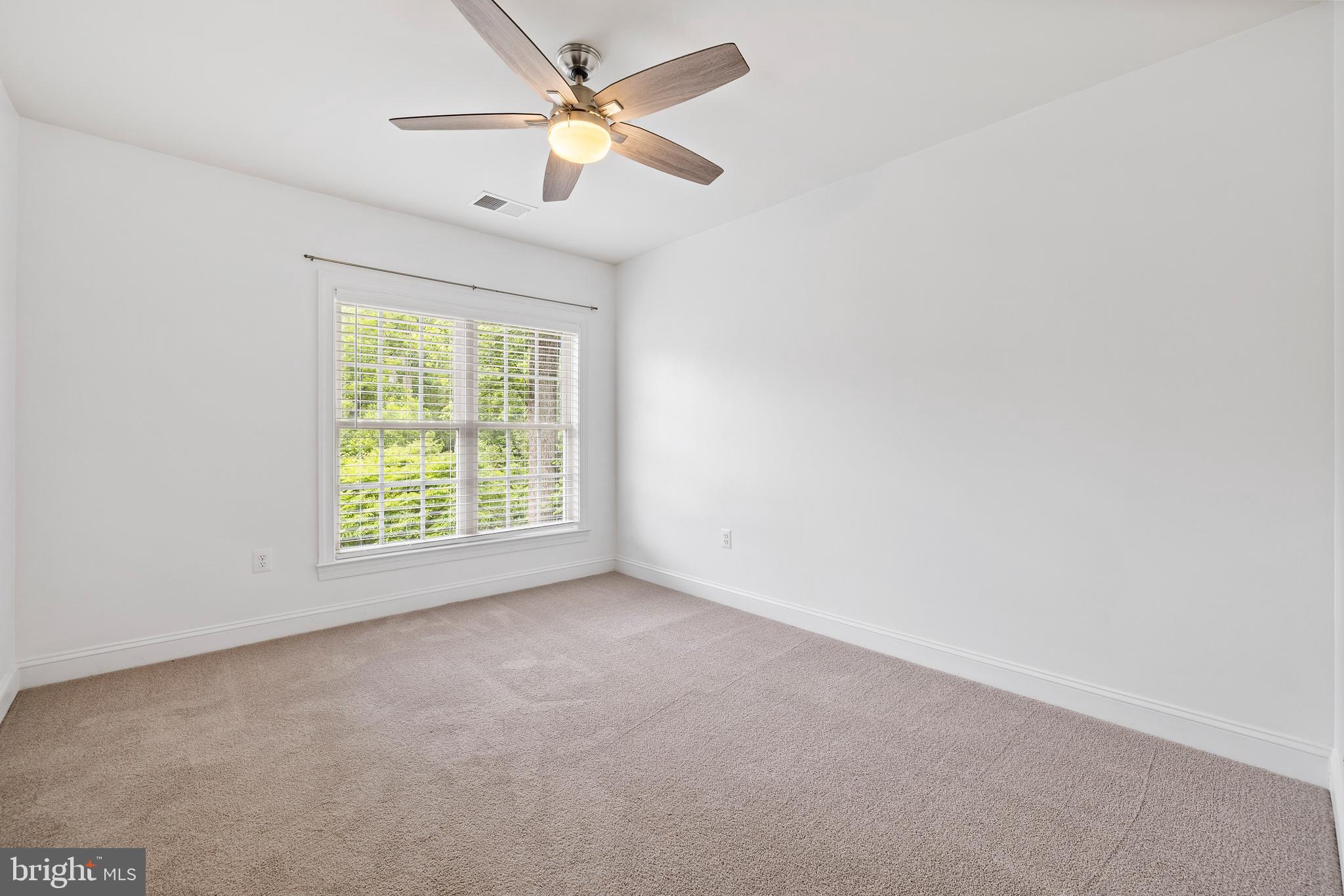 ANNAPOLIS RIDGE - Residential