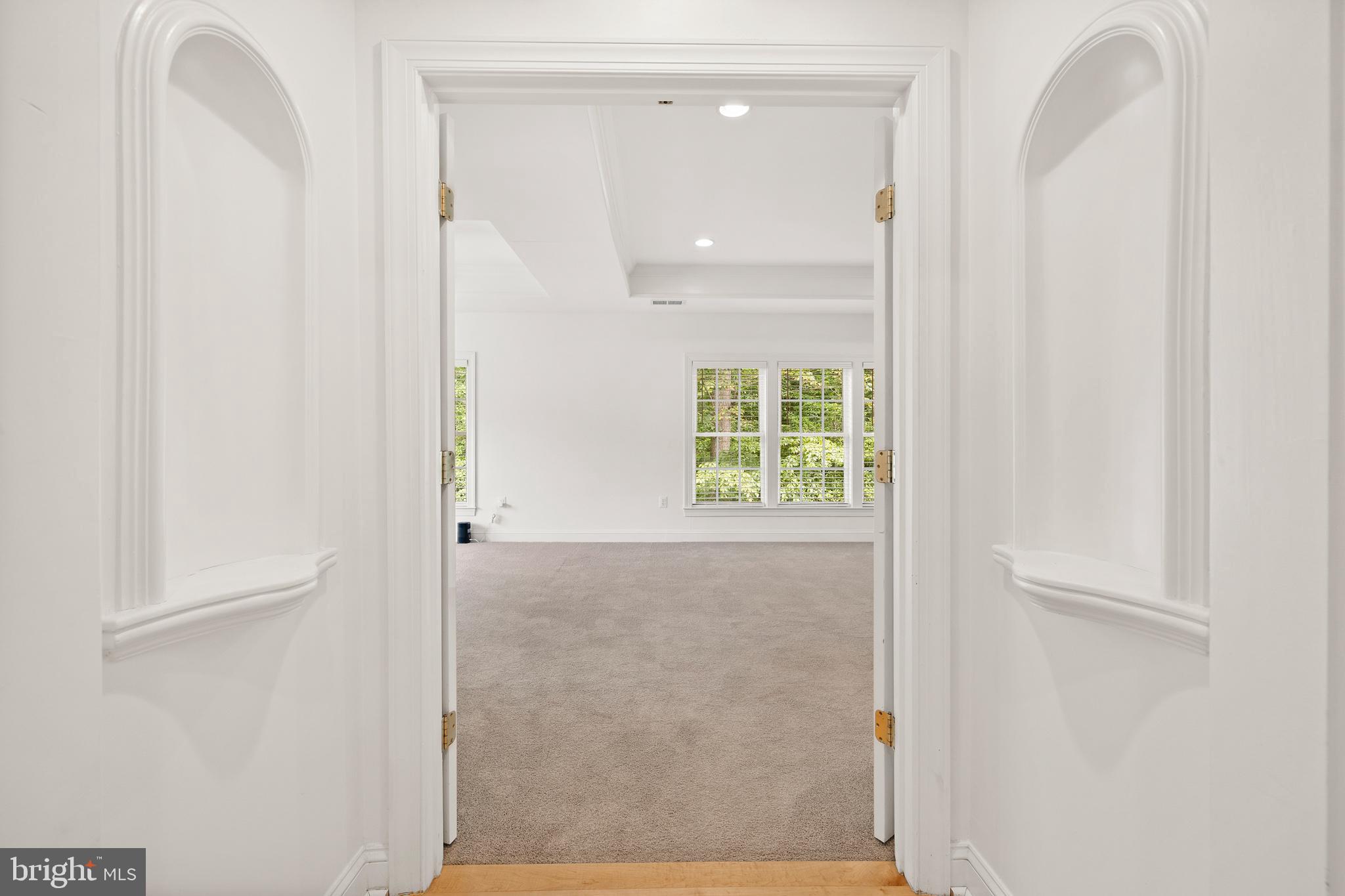 ANNAPOLIS RIDGE - Residential