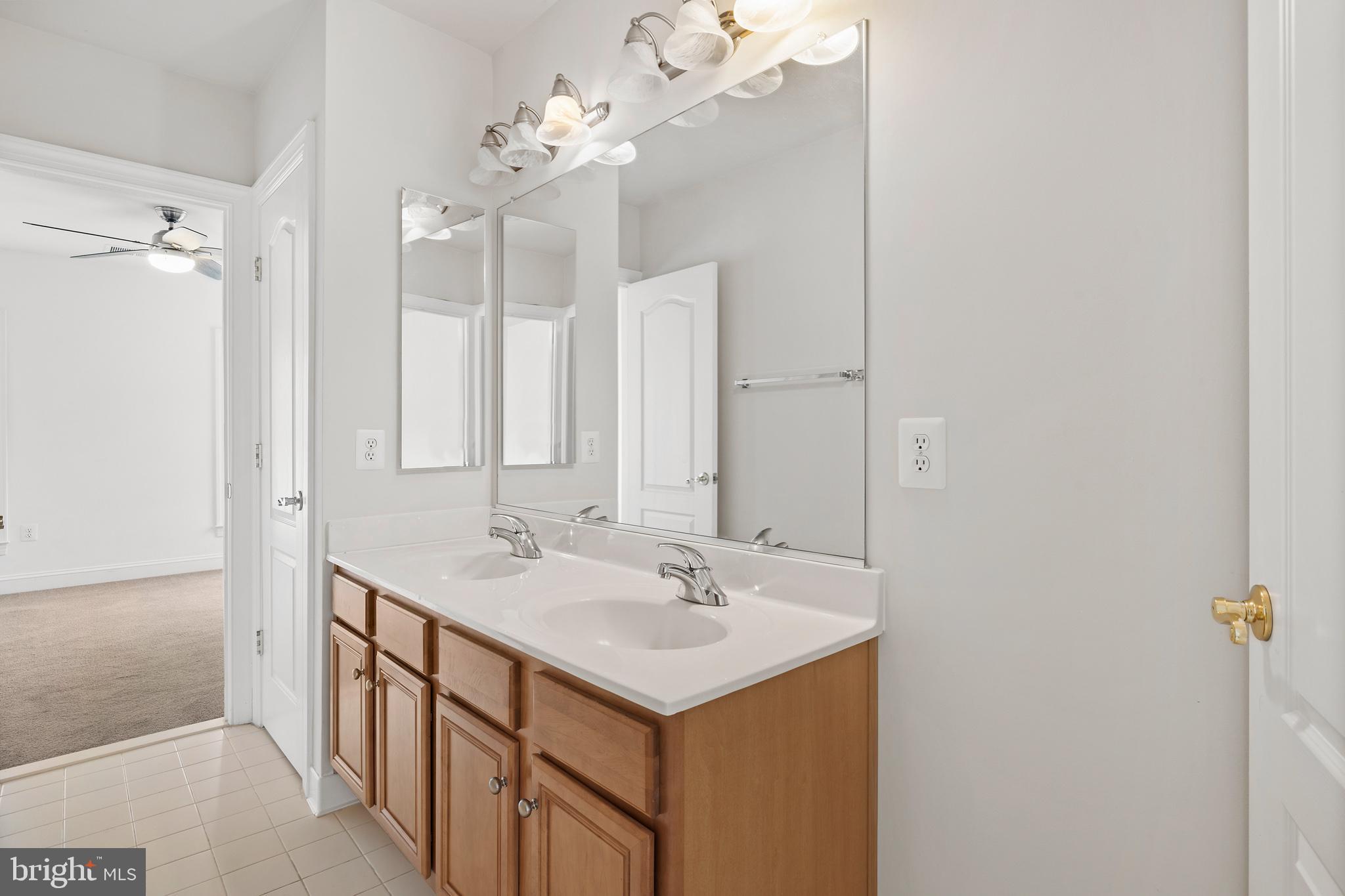 ANNAPOLIS RIDGE - Residential