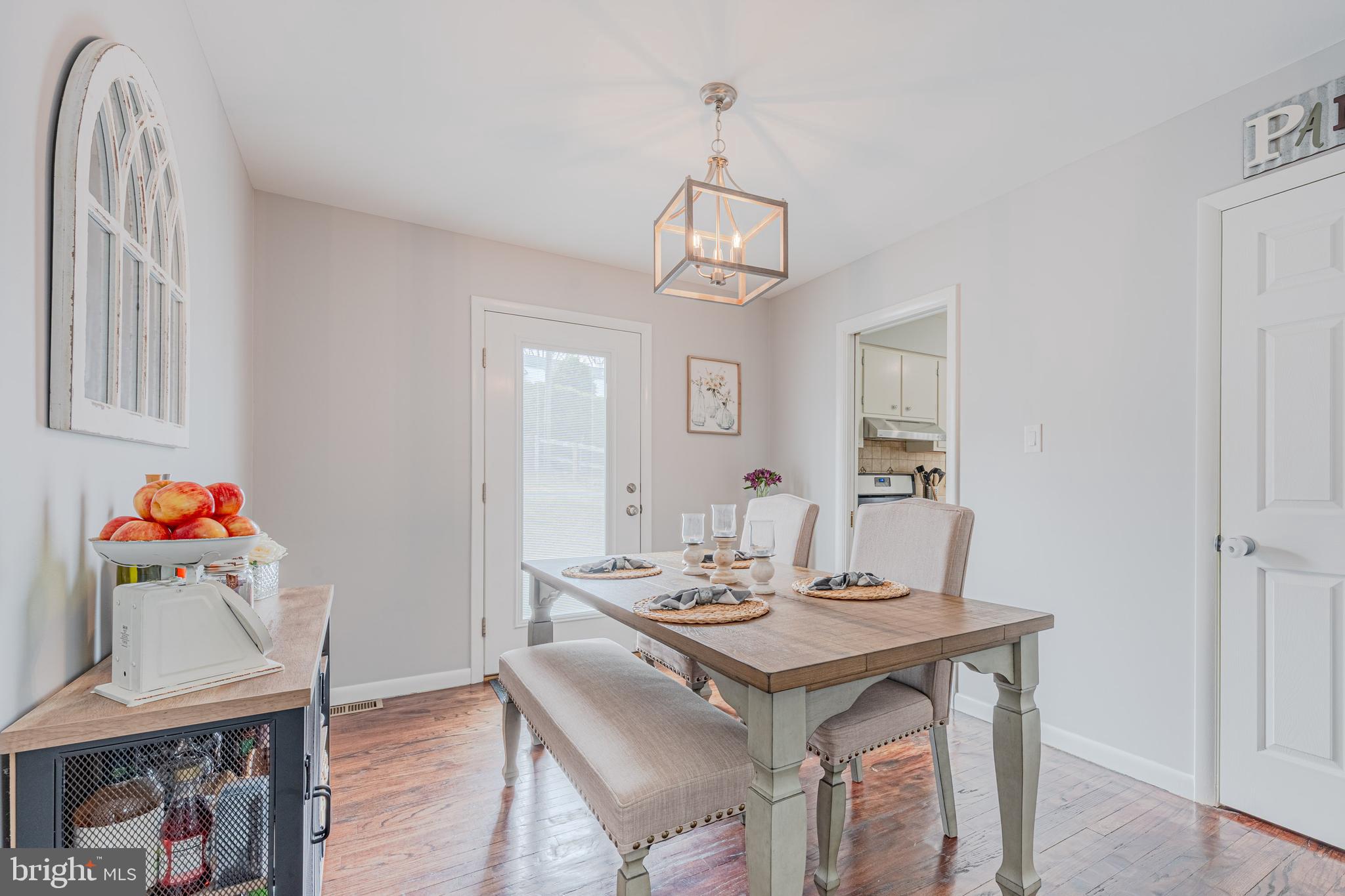 WEST HILLS - Residential