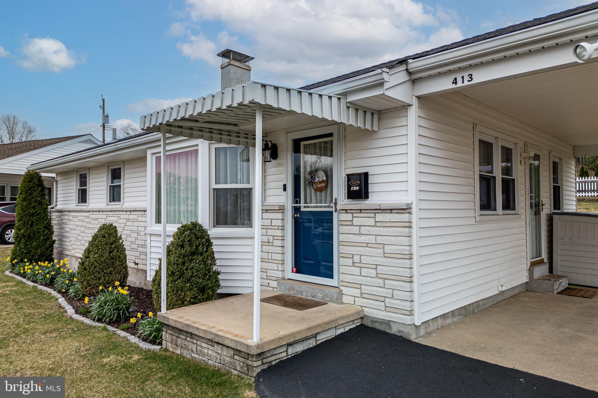 WEST HILLS - Residential