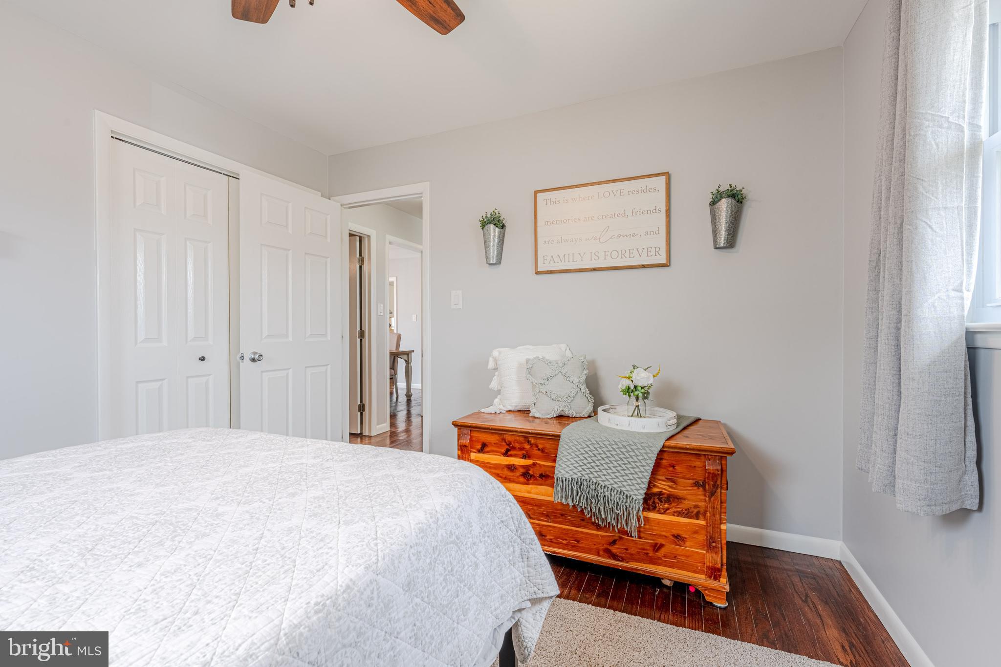 WEST HILLS - Residential