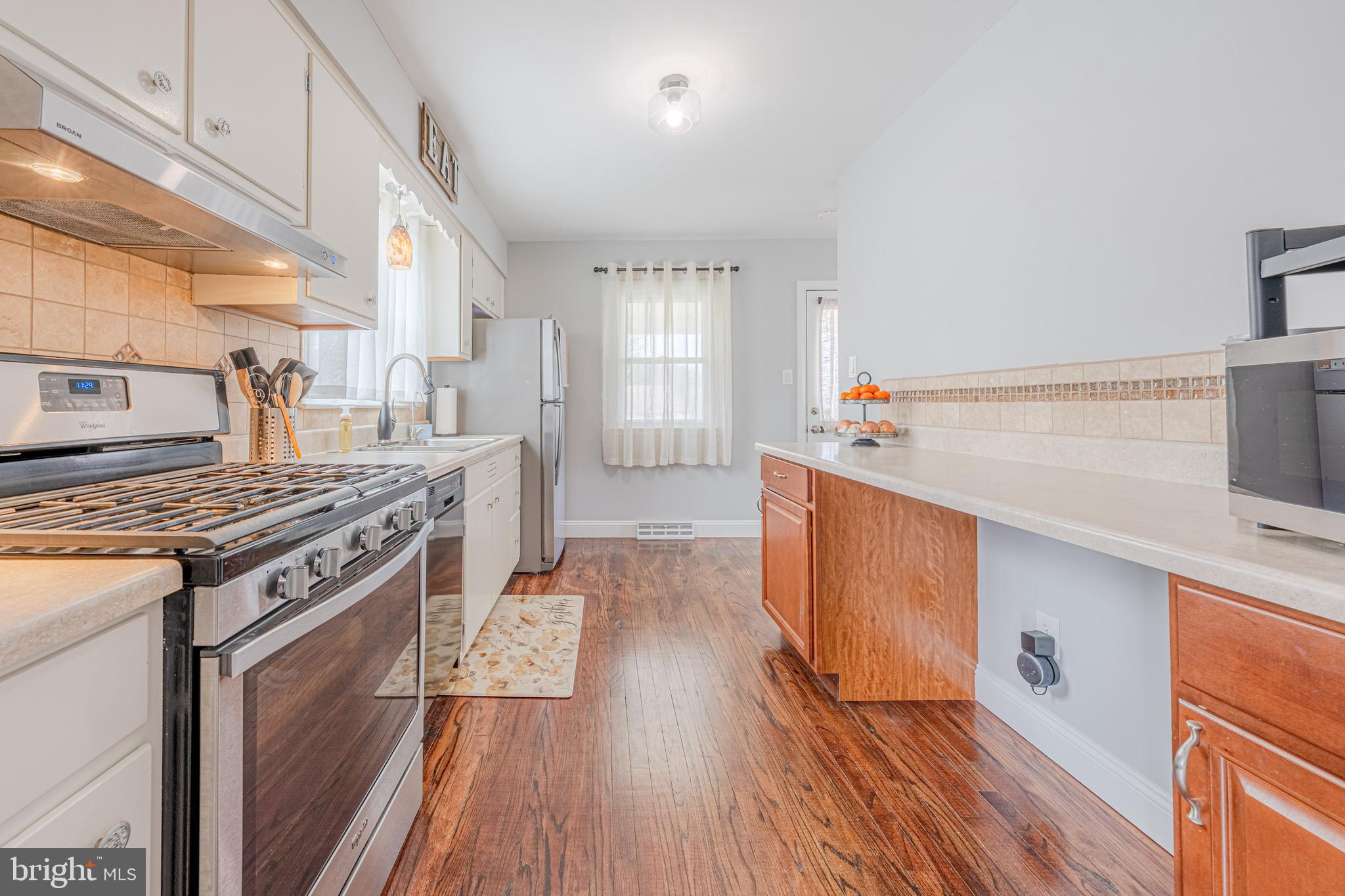 WEST HILLS - Residential