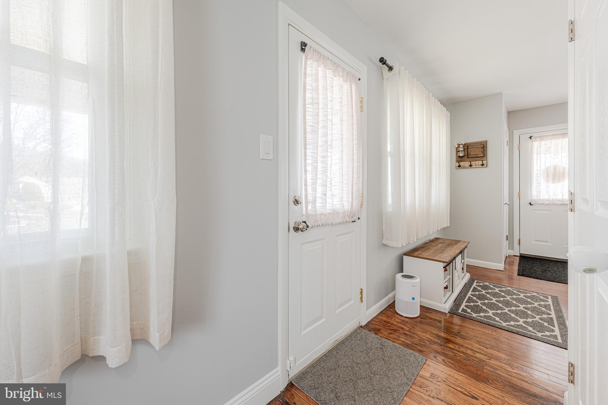 WEST HILLS - Residential