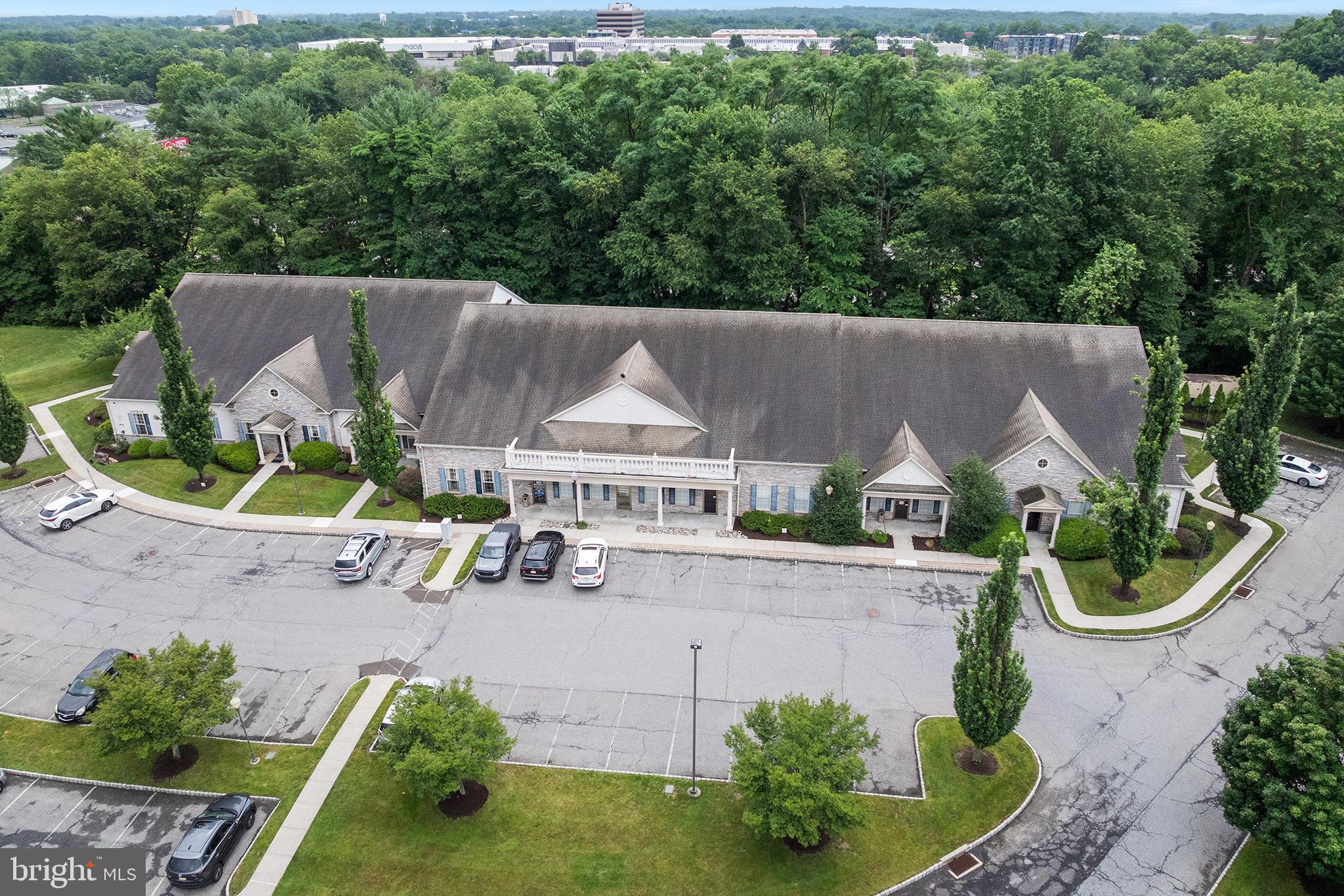 670 WOODBOURNE ROAD 5, 6, 7, 8, 9