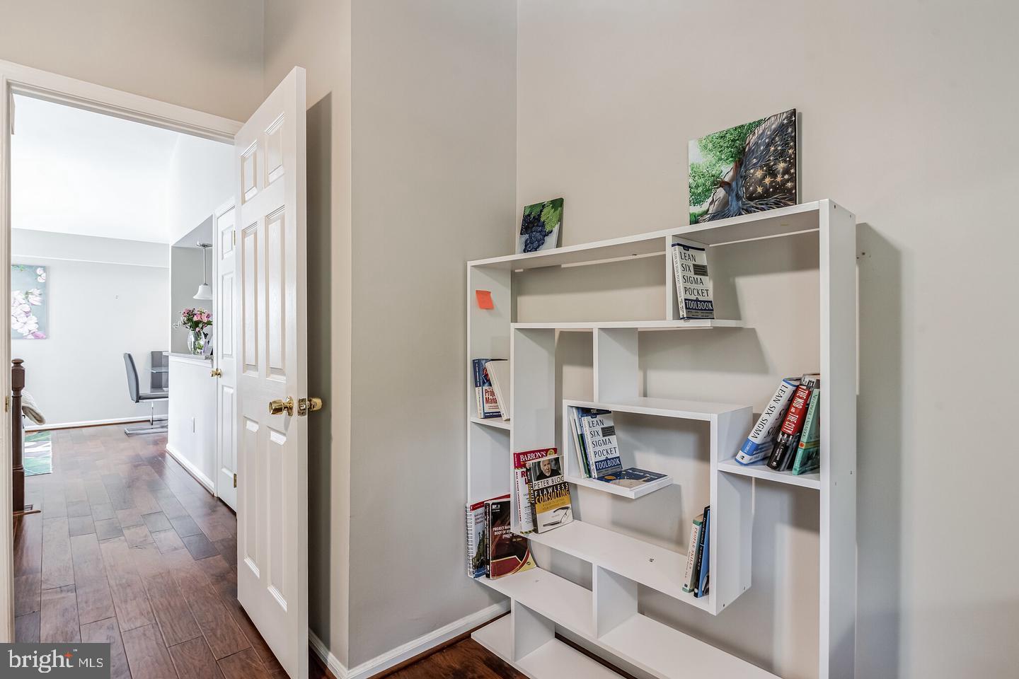 COURTBRIDGE - Residential Lease