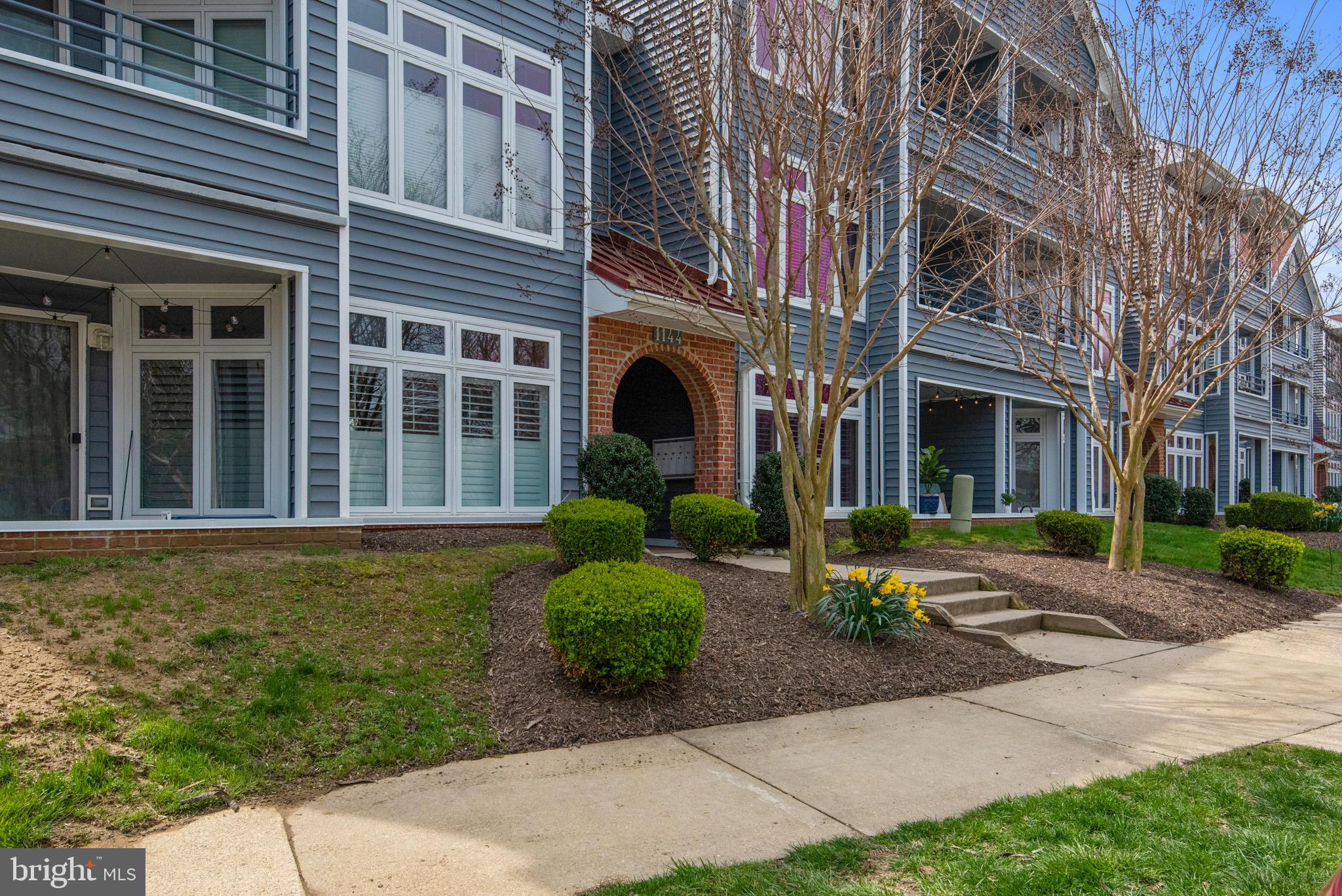 LAKE HERON CONDO - Residential