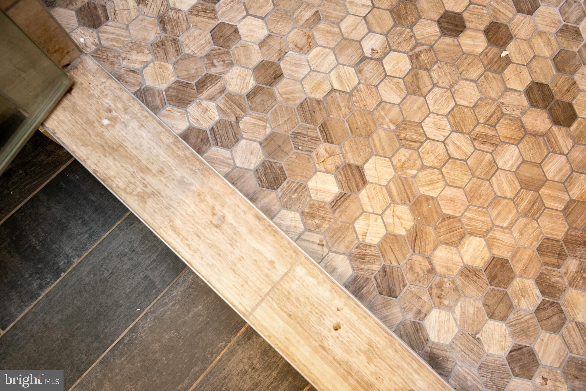 LAKE HERON CONDO - Residential