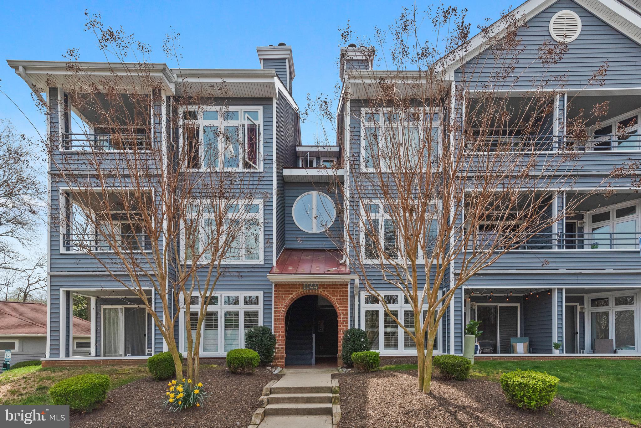 LAKE HERON CONDO - Residential