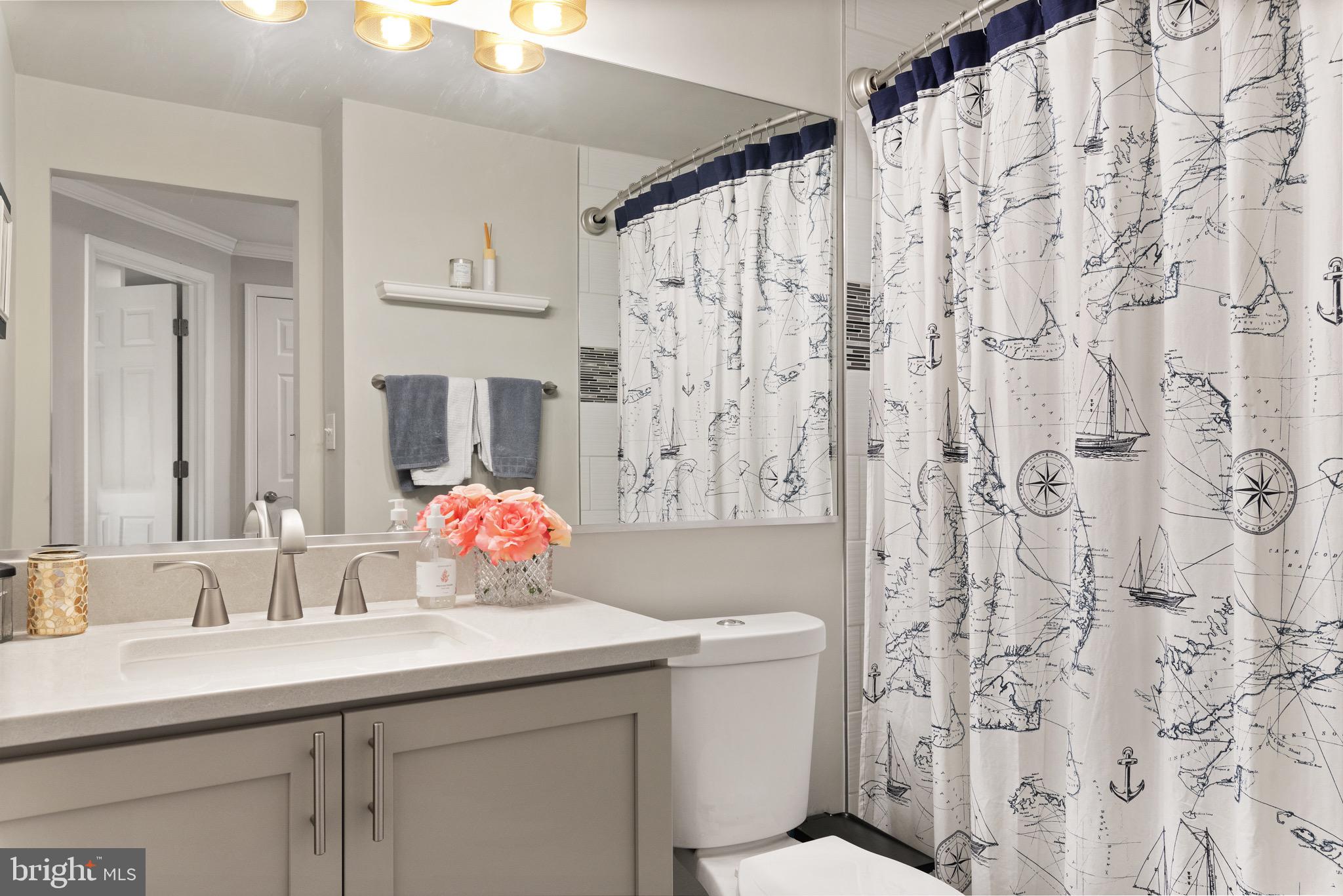 LAKE HERON CONDO - Residential