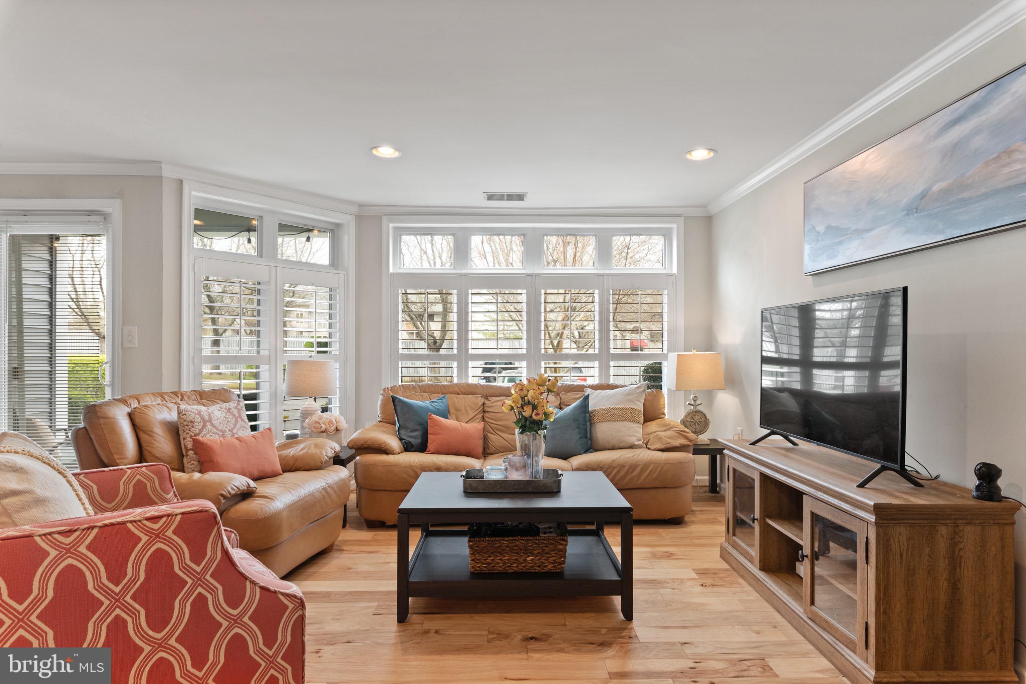 LAKE HERON CONDO - Residential