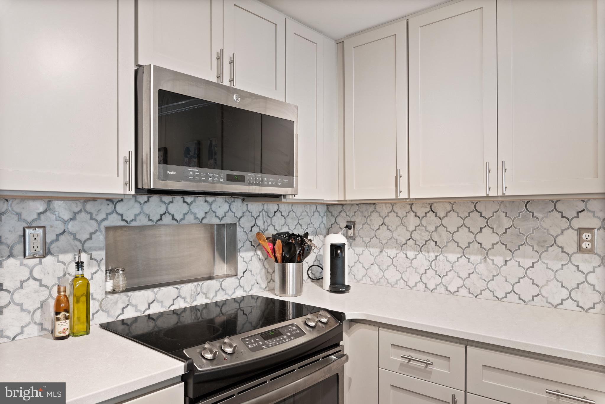 LAKE HERON CONDO - Residential