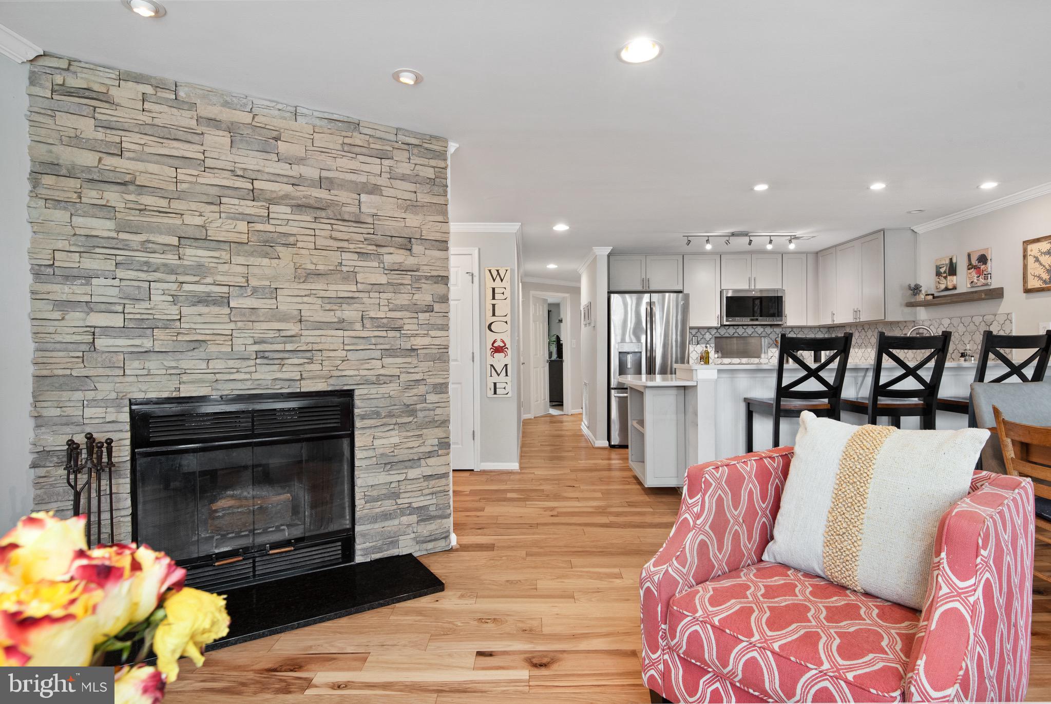 LAKE HERON CONDO - Residential