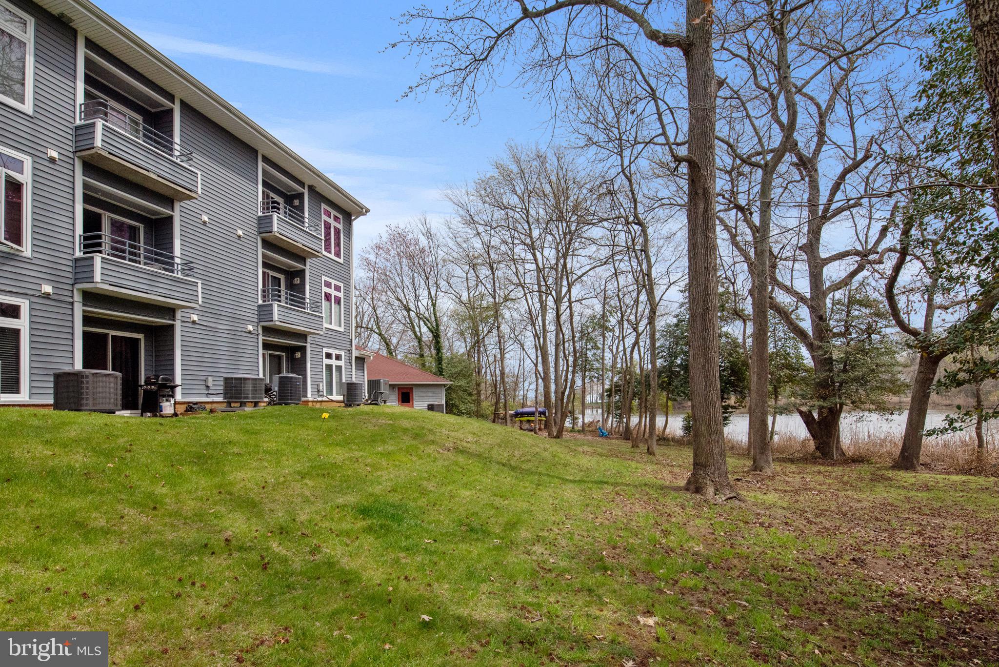 LAKE HERON CONDO - Residential