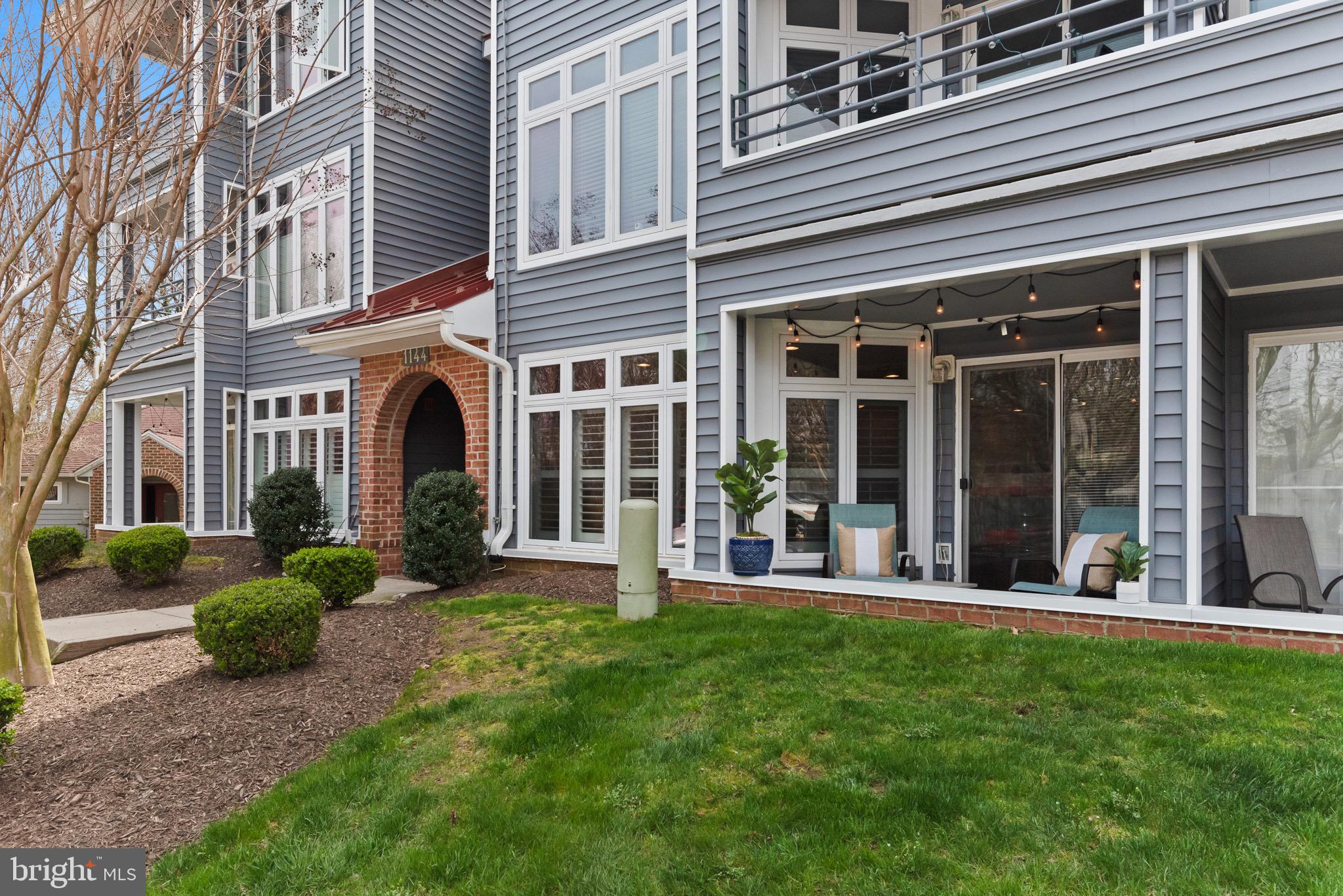 LAKE HERON CONDO - Residential