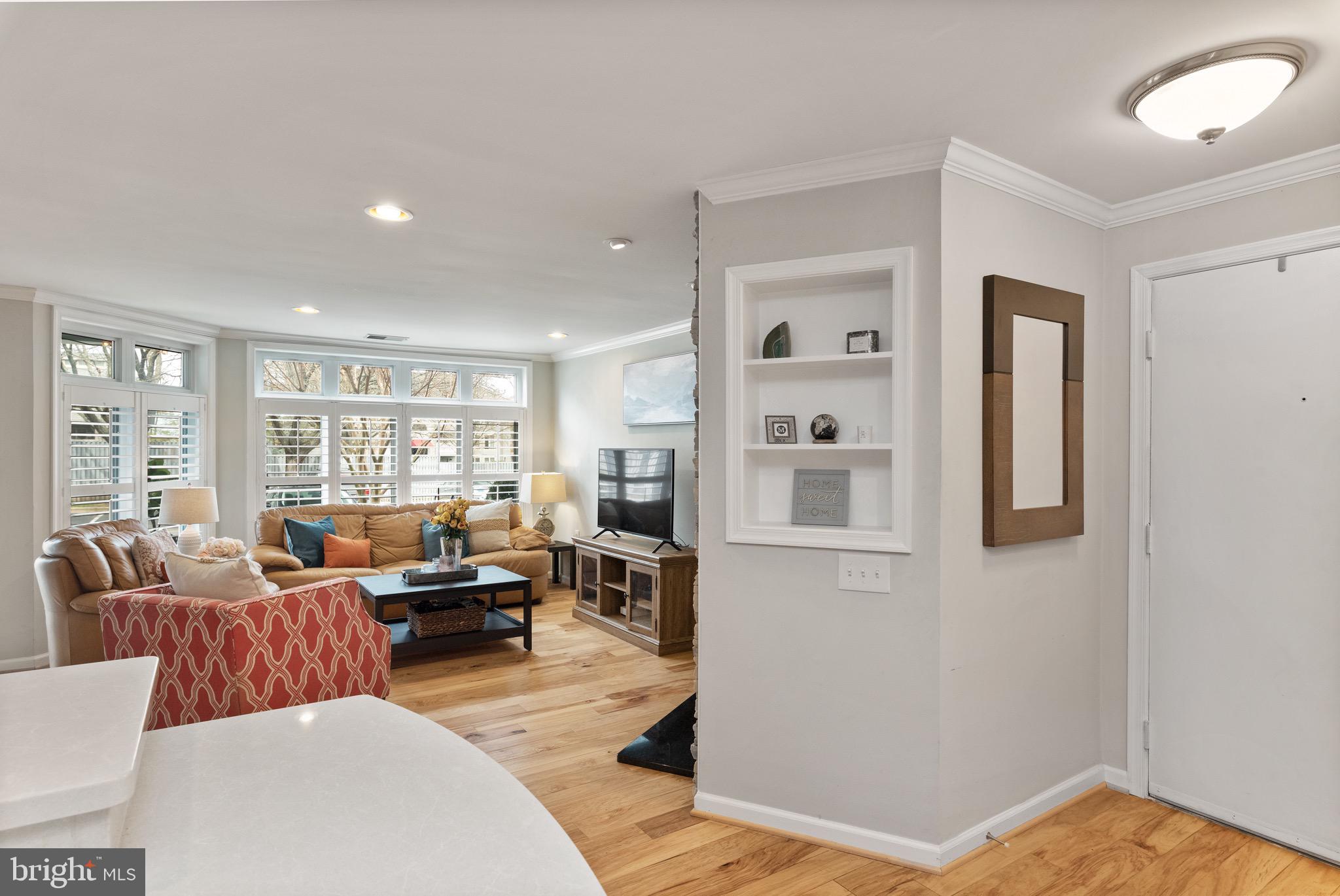 LAKE HERON CONDO - Residential