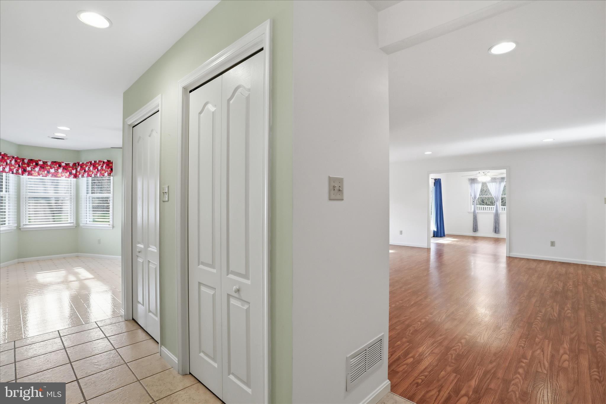 MAPLE RUN - Residential