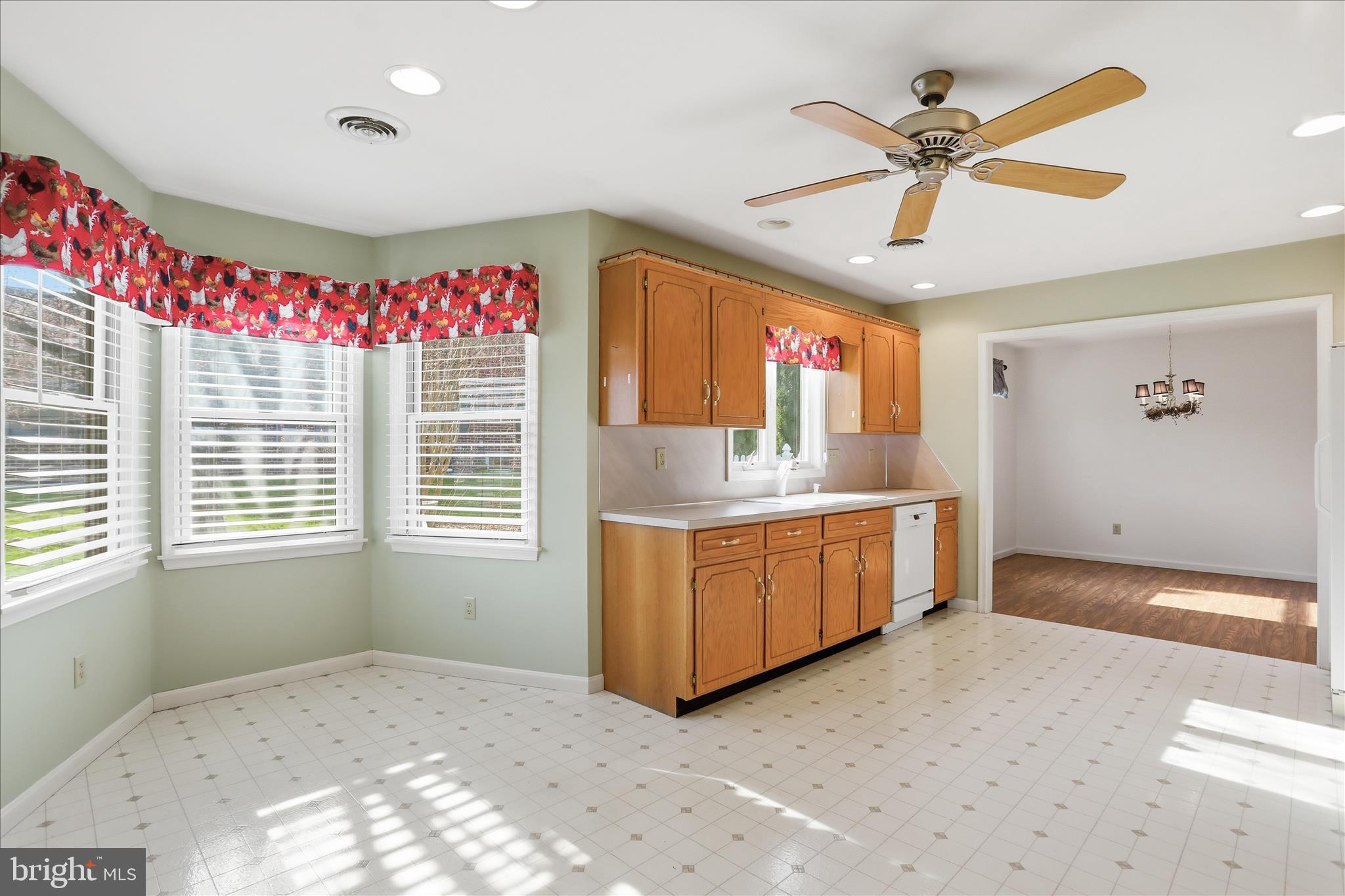 MAPLE RUN - Residential