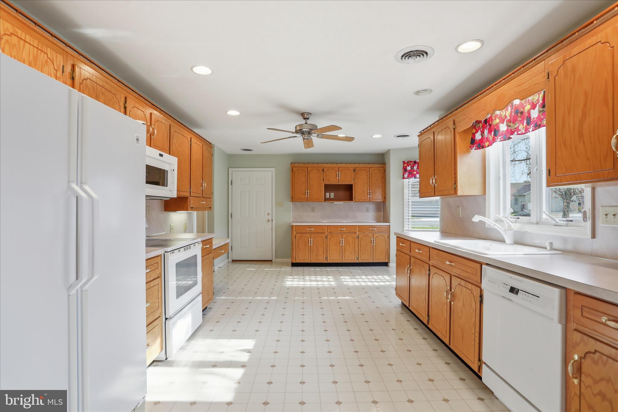 MAPLE RUN - Residential