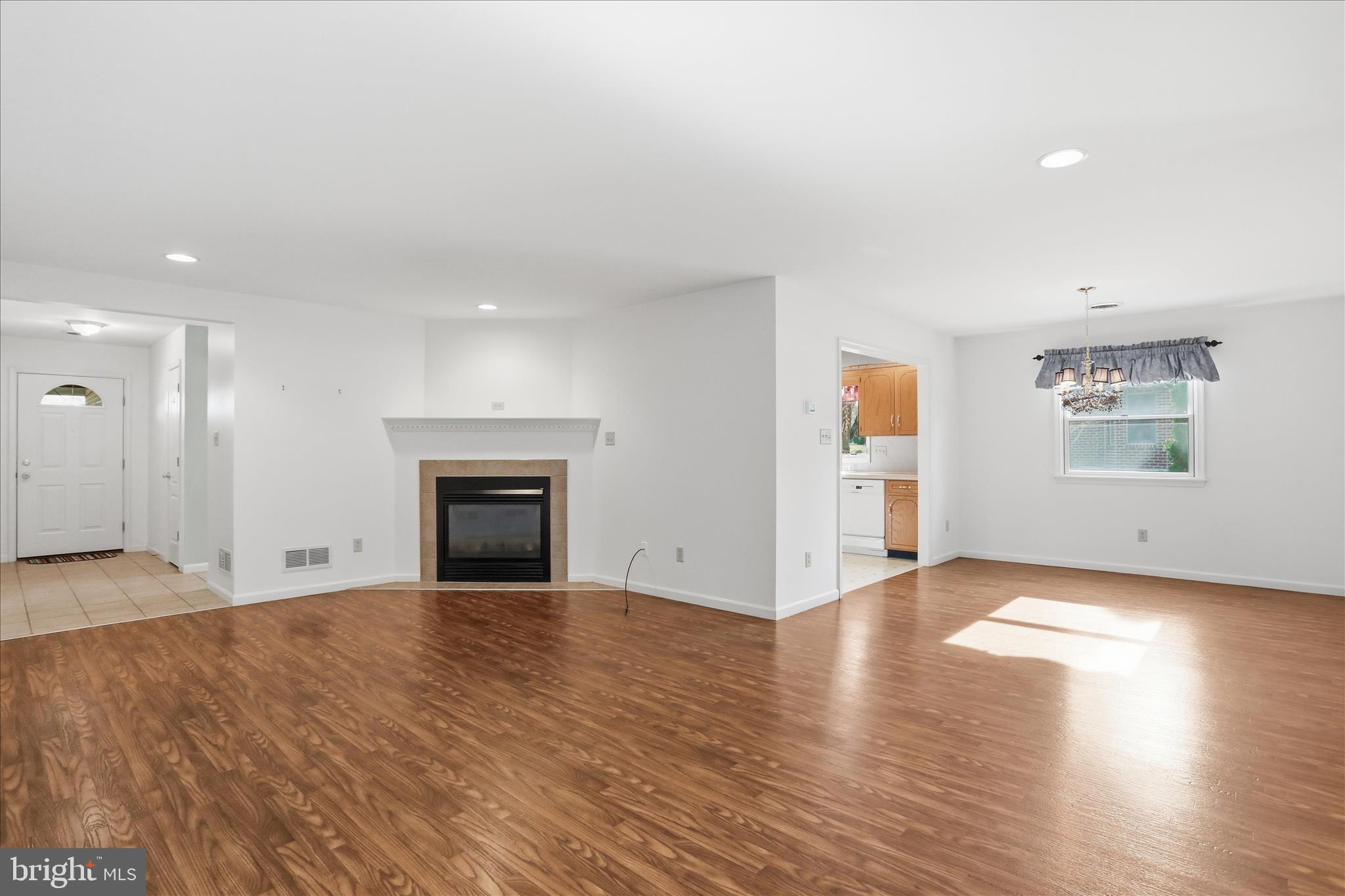 MAPLE RUN - Residential