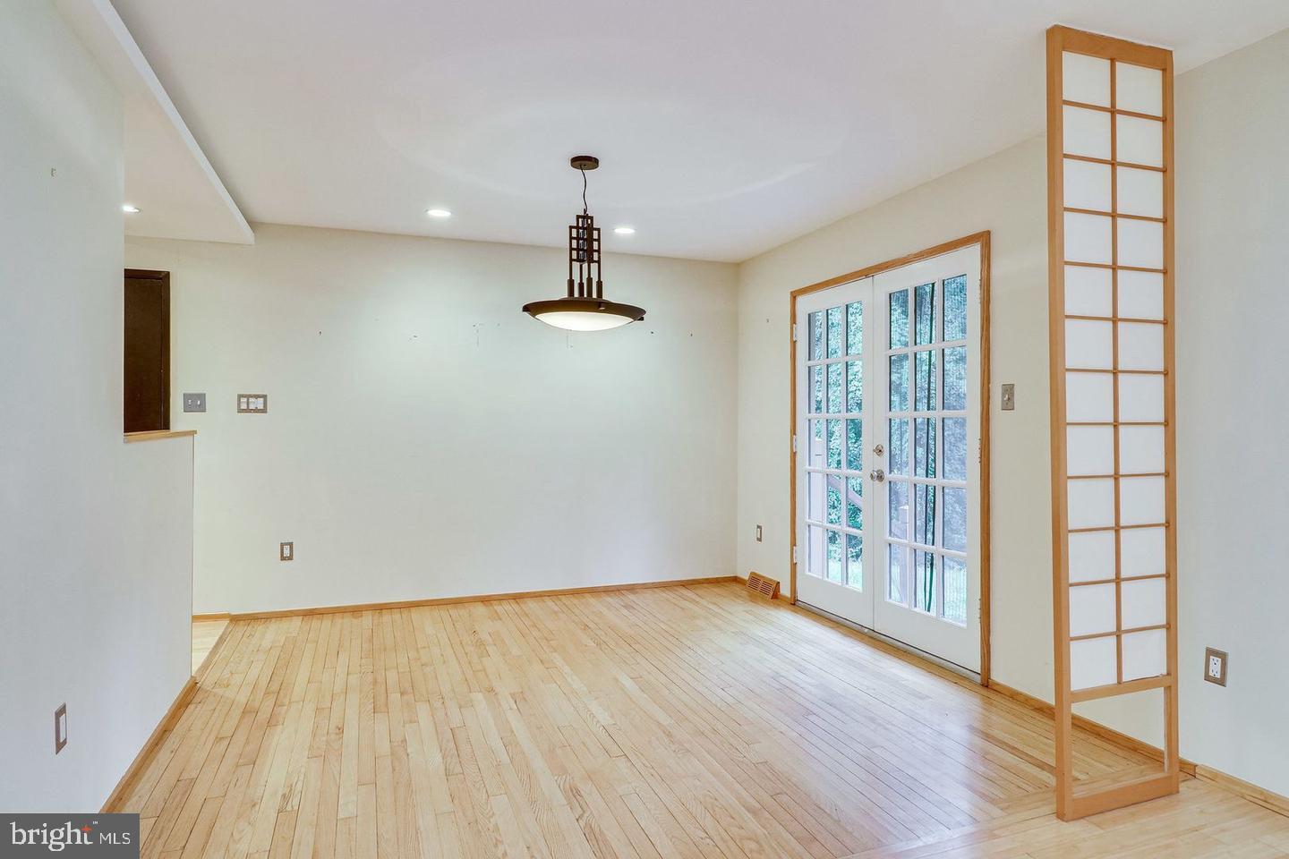 TANGLEWOOD - Residential Lease