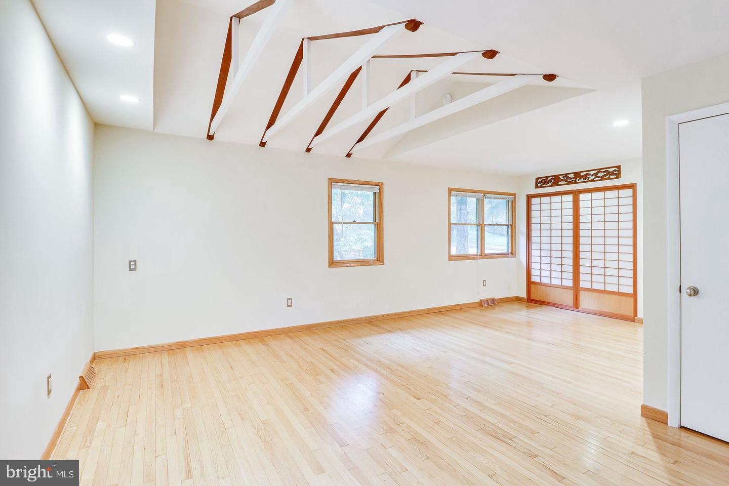 TANGLEWOOD - Residential Lease