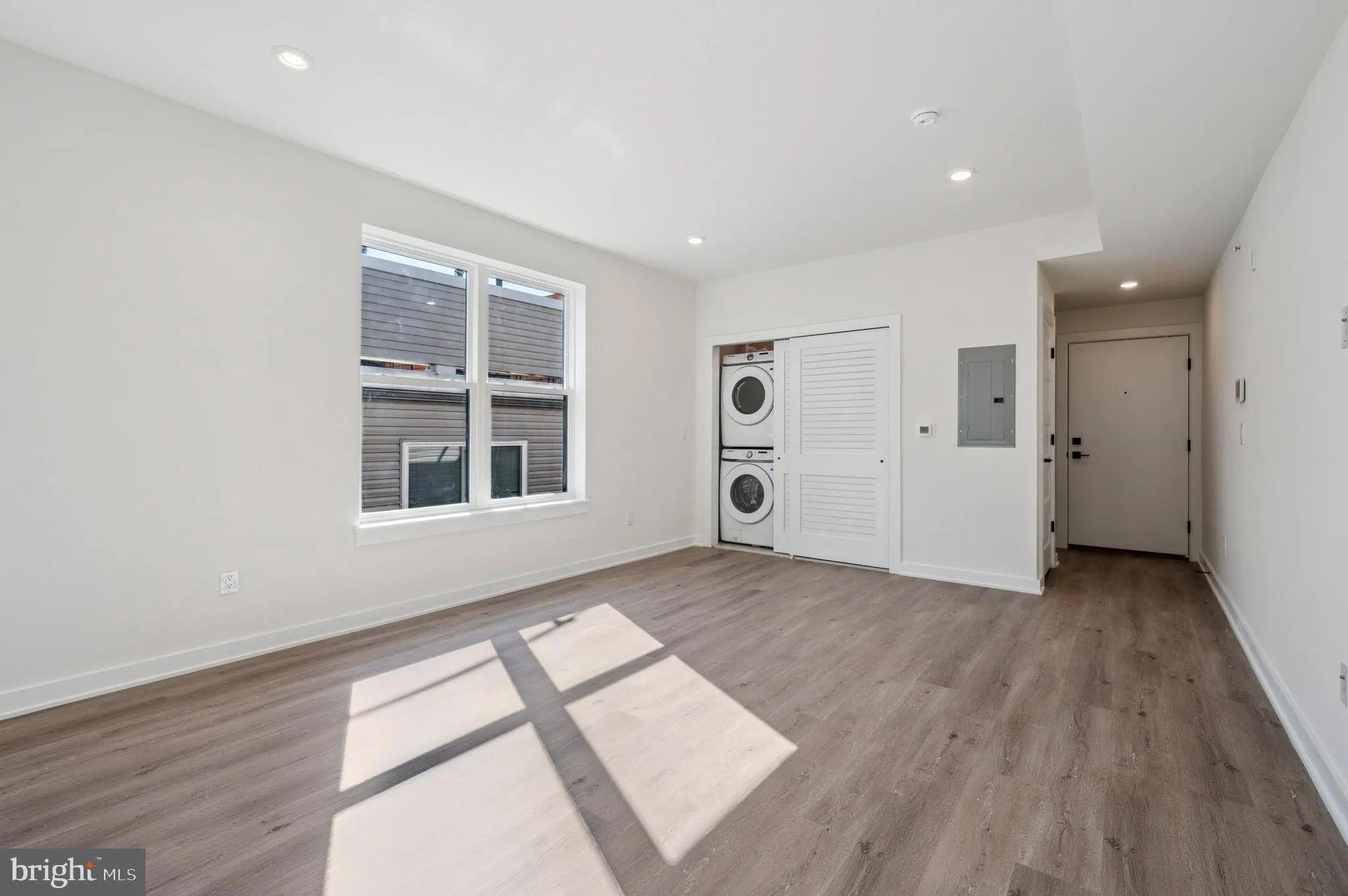 Philadelphia, Pennsylvania 19143, United States, ,Commercial,Active,28783