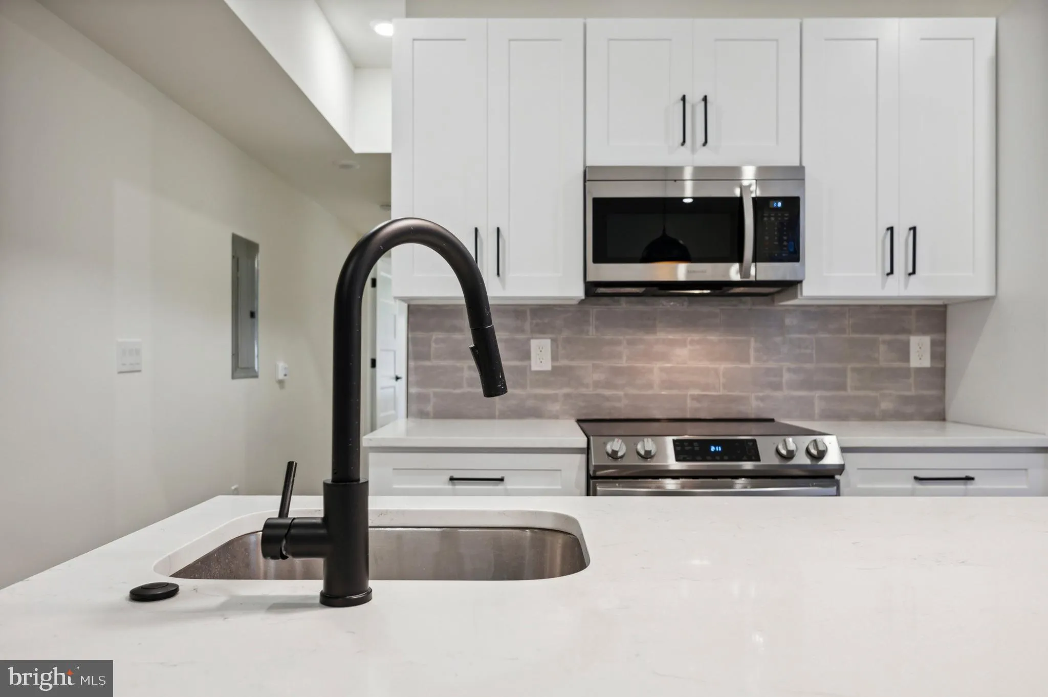 Philadelphia, Pennsylvania 19143, United States, ,Commercial,Active,28783