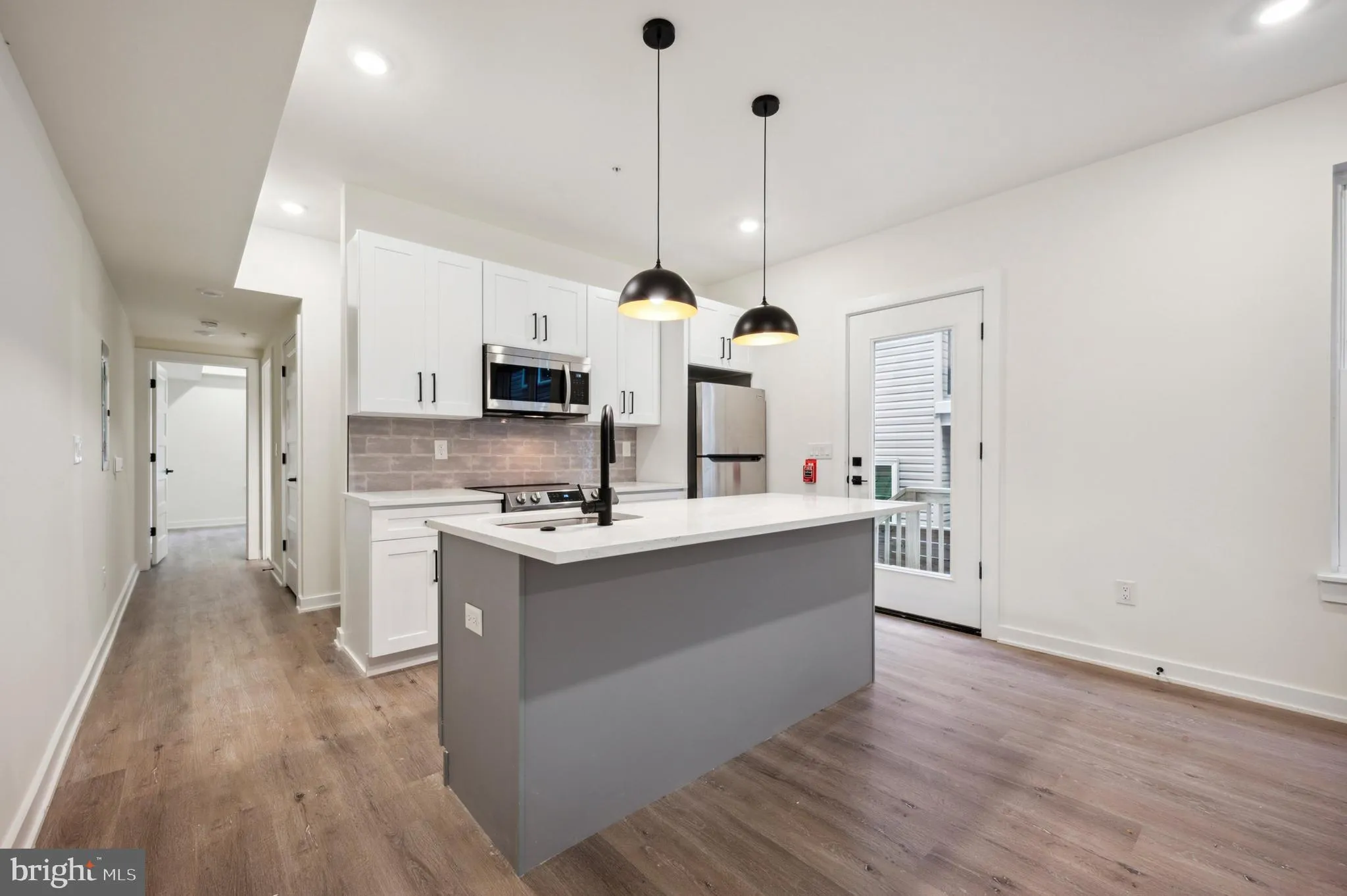 Philadelphia, Pennsylvania 19143, United States, ,Commercial,Active,28783