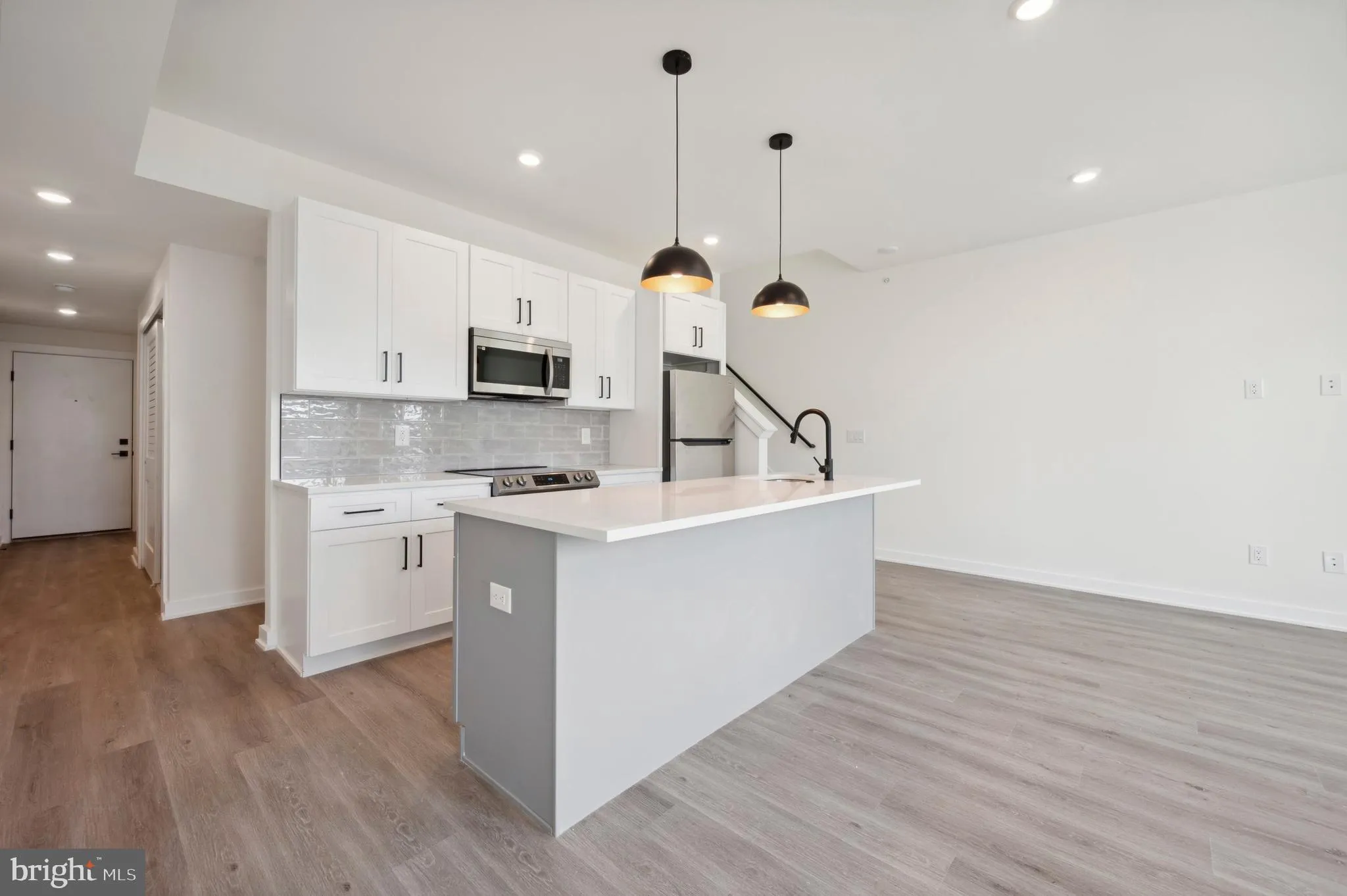 Philadelphia, Pennsylvania 19143, United States, ,Commercial,Active,28783