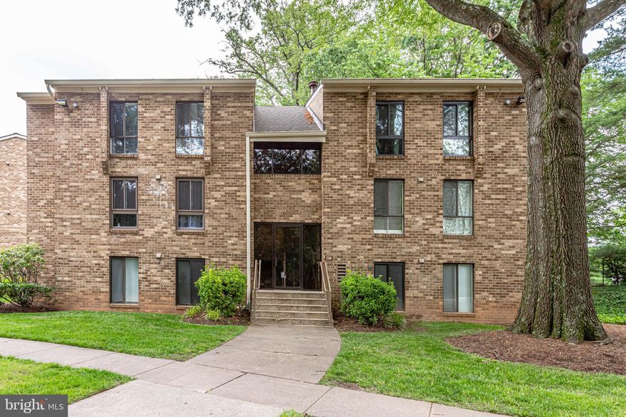 Rarely available 3BR/1BR top floor unit overlooking tree lined courtyard in ! Hardwood flooring! Updated kitchen w/ upgraded countertops, stainless appliances & gas cooking! Master BR has walk-in closet & separate vanity! Close to Wiehle Reston Metro, future Reston Town Center Metro, shopping, restaurants & Reston Hospital! All utilities included except for electric! Call today for your private showing!