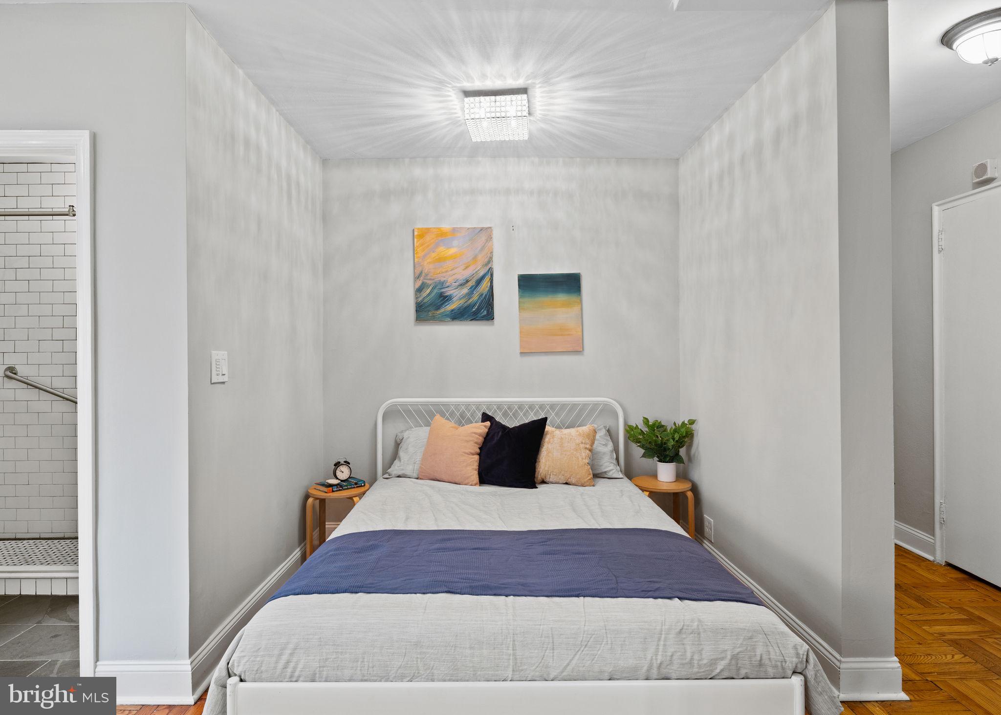 FAIRMOUNT - Residential