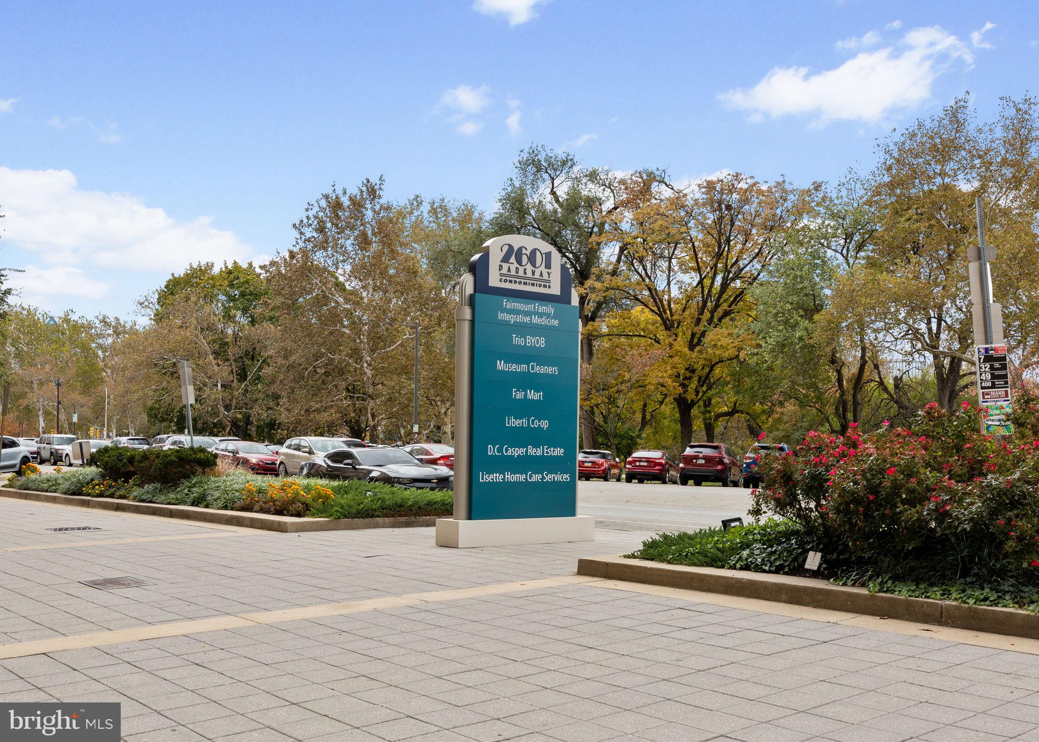 FAIRMOUNT - Residential